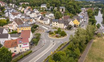 Der Kreisverkehr "Neue Lahnbrücke" im Überblick