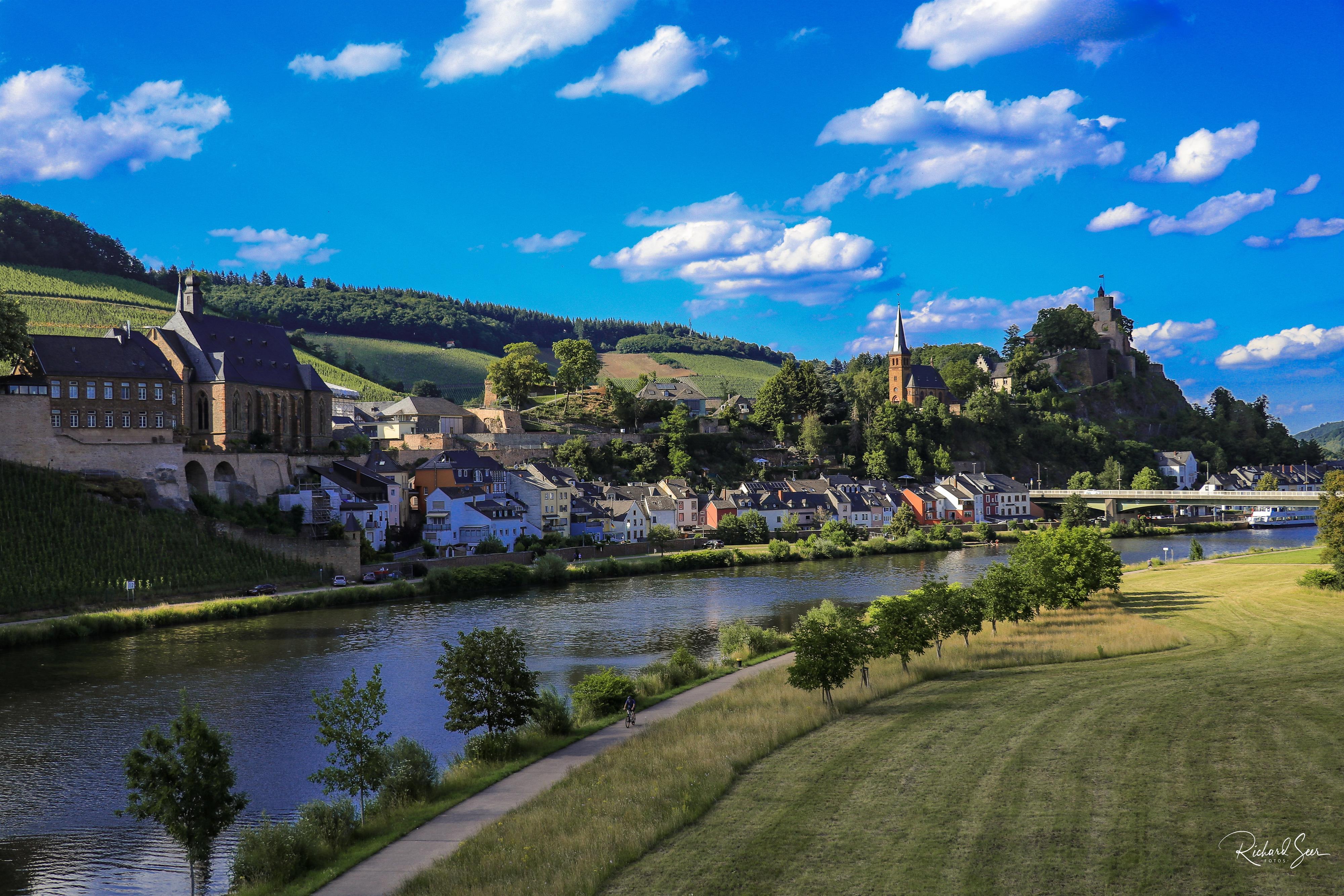 Blick auf Saarburg