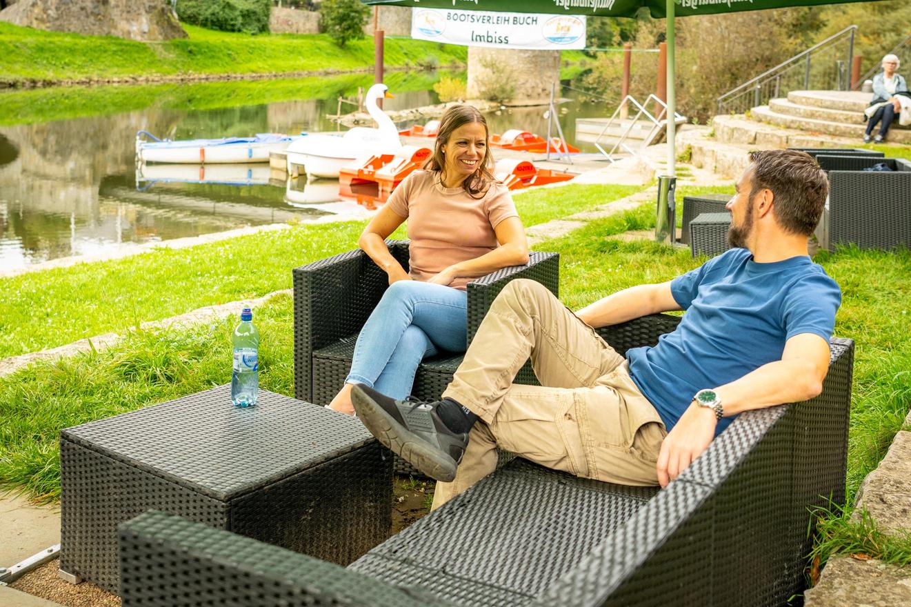 Eine Pause mit Blick auf die Lahn
