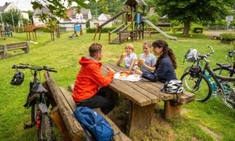 Spielplatz am Hambach in Aull