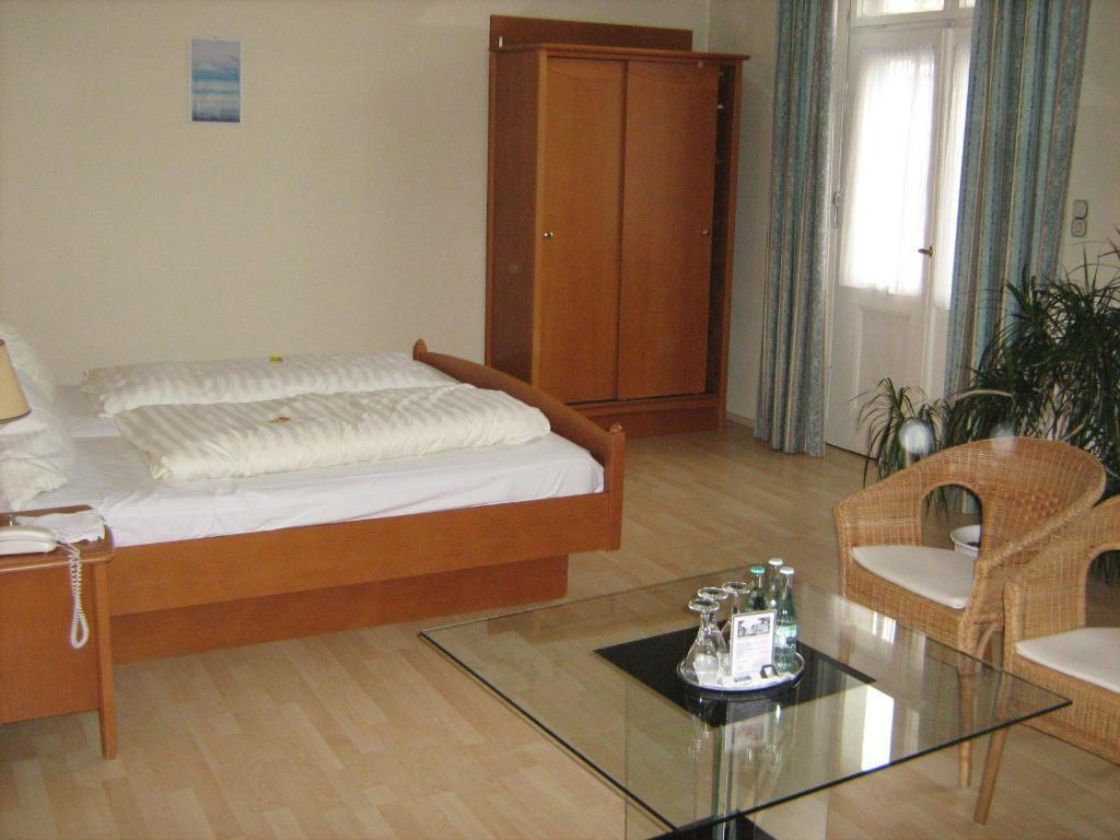 Doppelzimmer, Dusche, WC, Standard