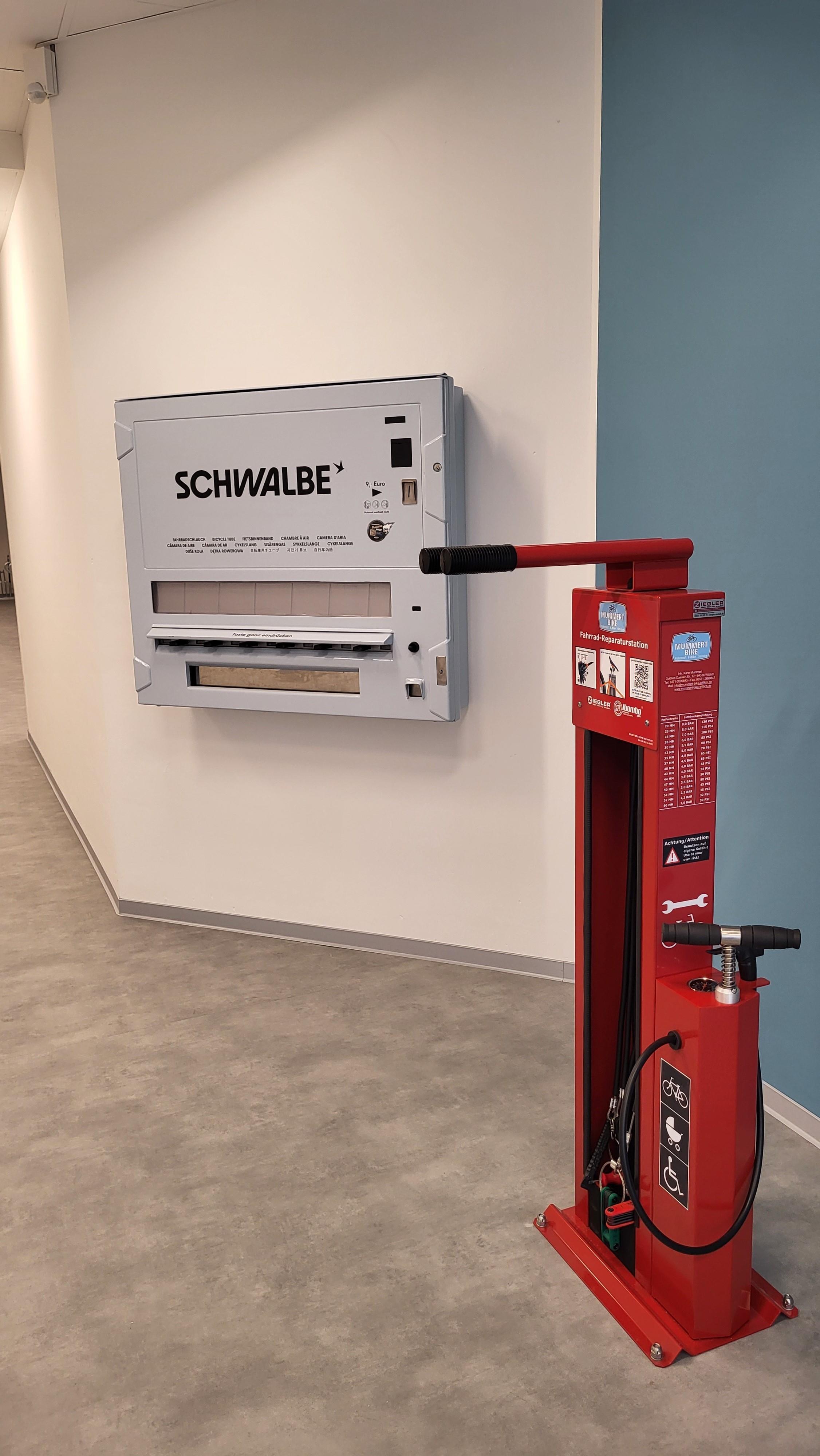 Schlauchautomat mit Tower Fahrradgarage