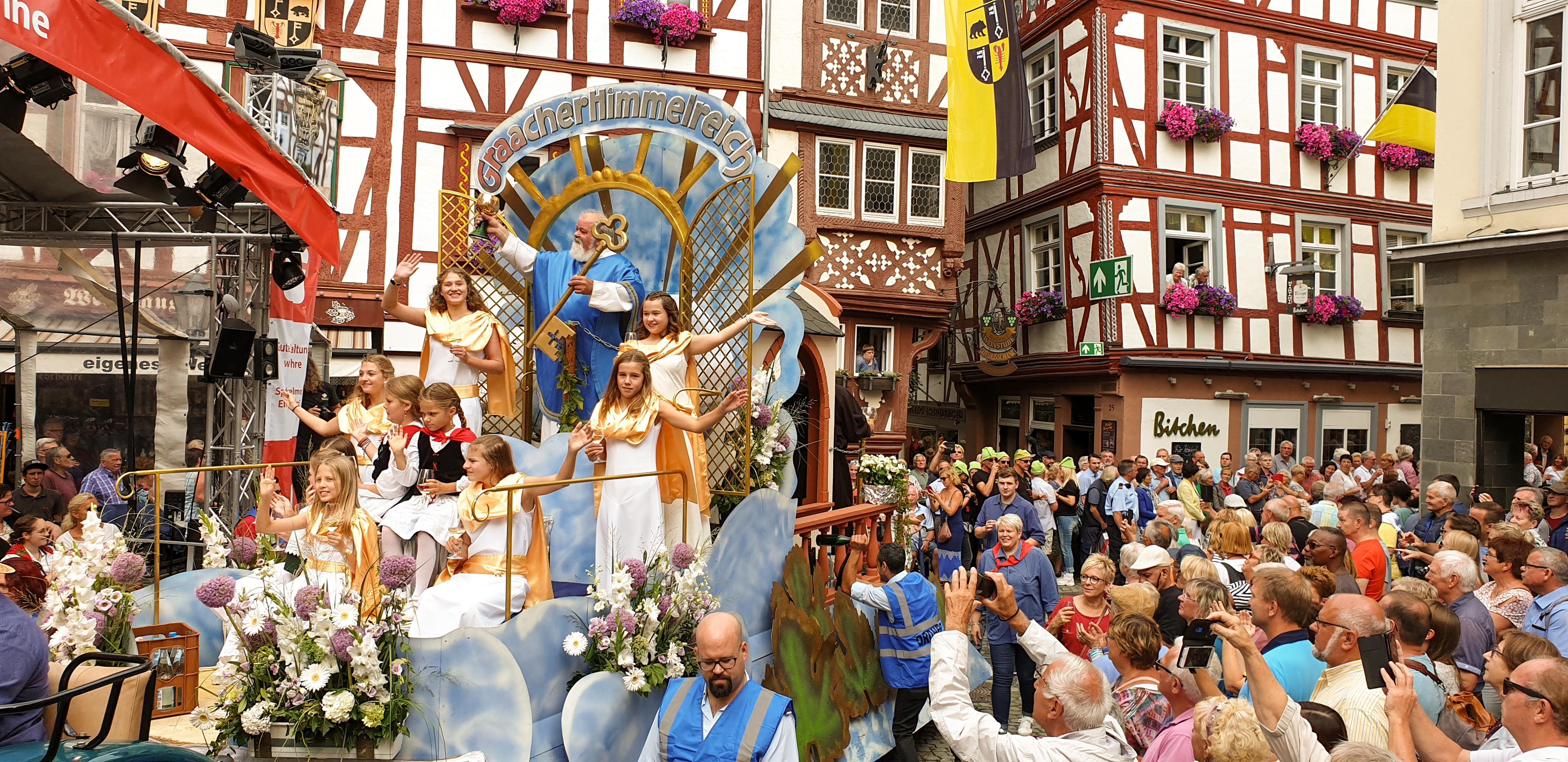 Weinfest der Mittelmosel: Umzug