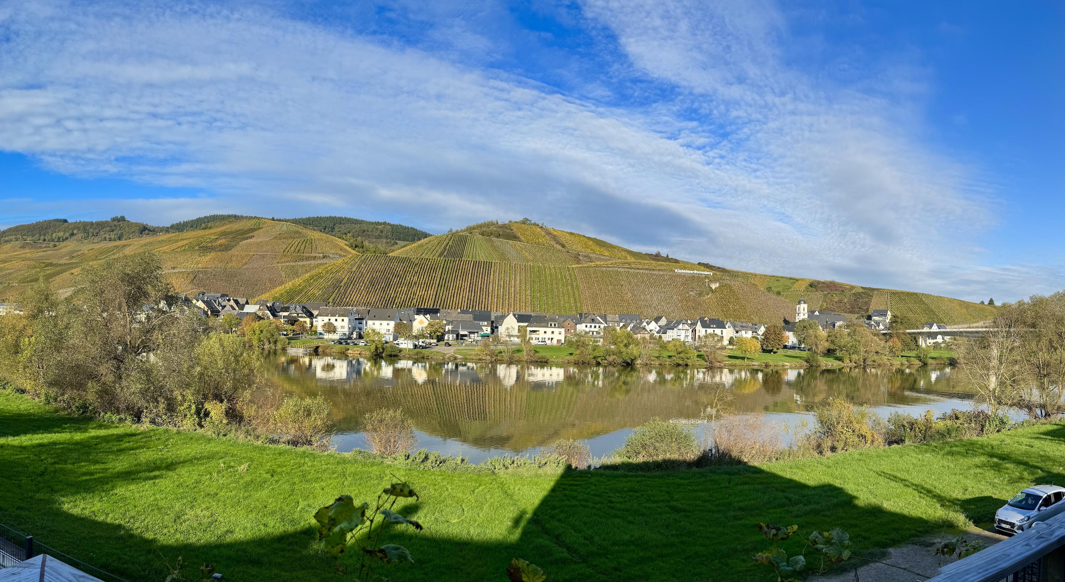 20241027-GUT_Blick-vom-Balkon.Panoramajp