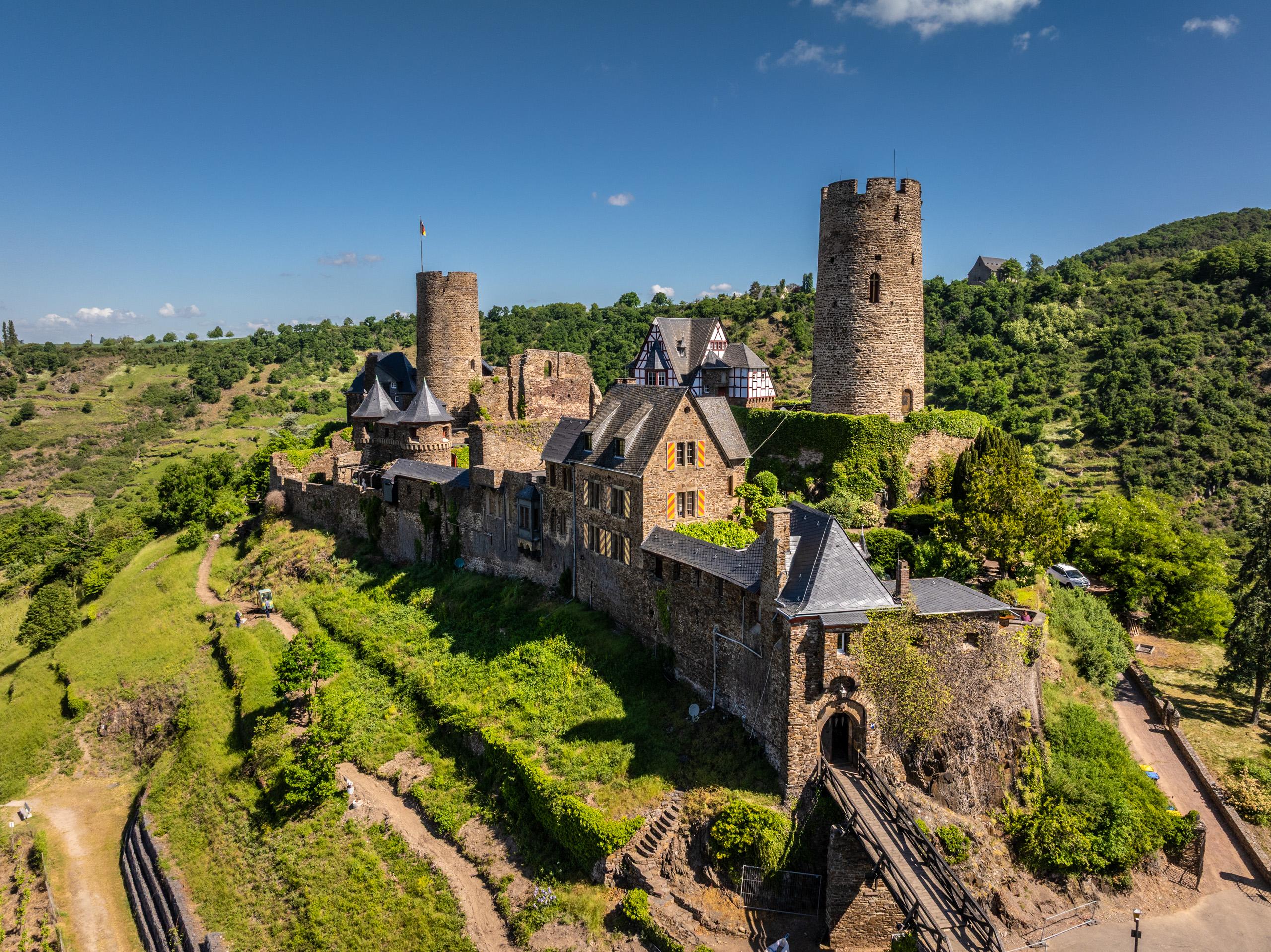 Burg Thurant Luftaufnahme_Mai 2025_1