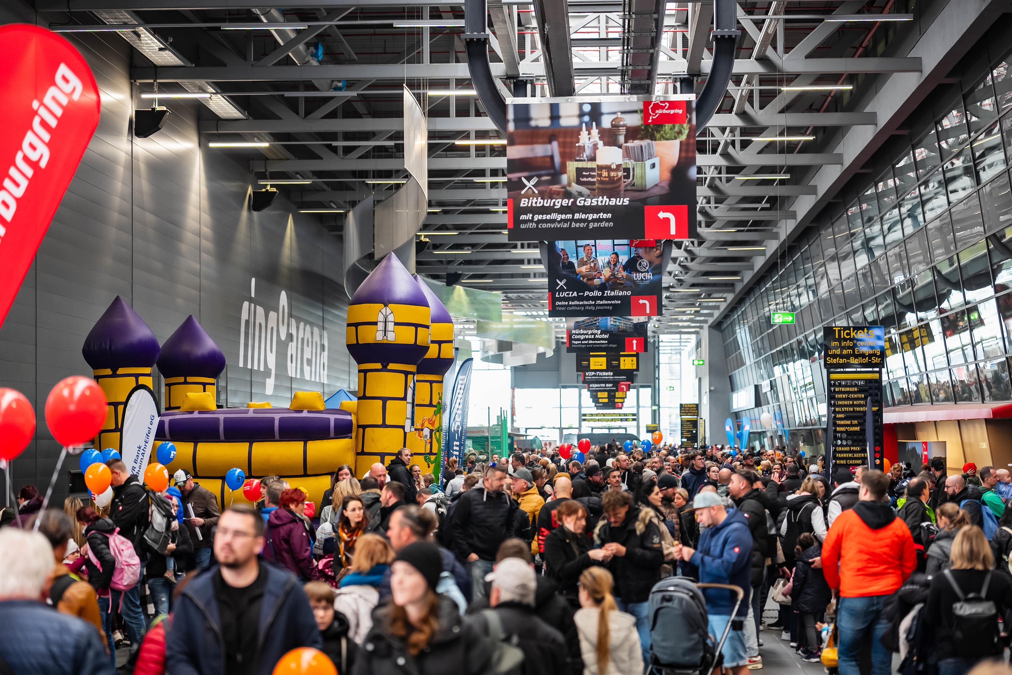 Besucher Familientag Nürburgring, @ Gruppe C_Sven Siebel_3