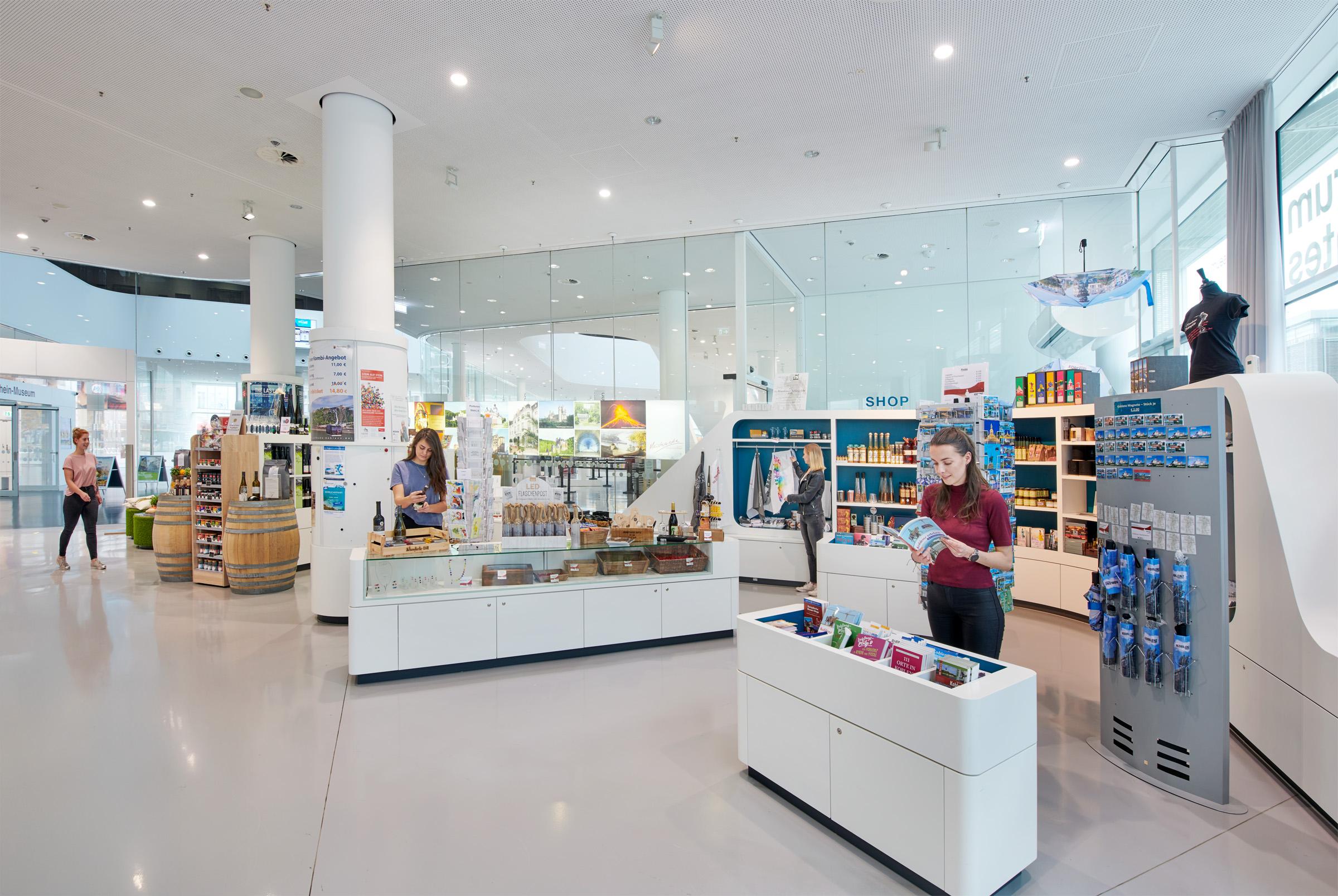 Tourist-Information_Shop