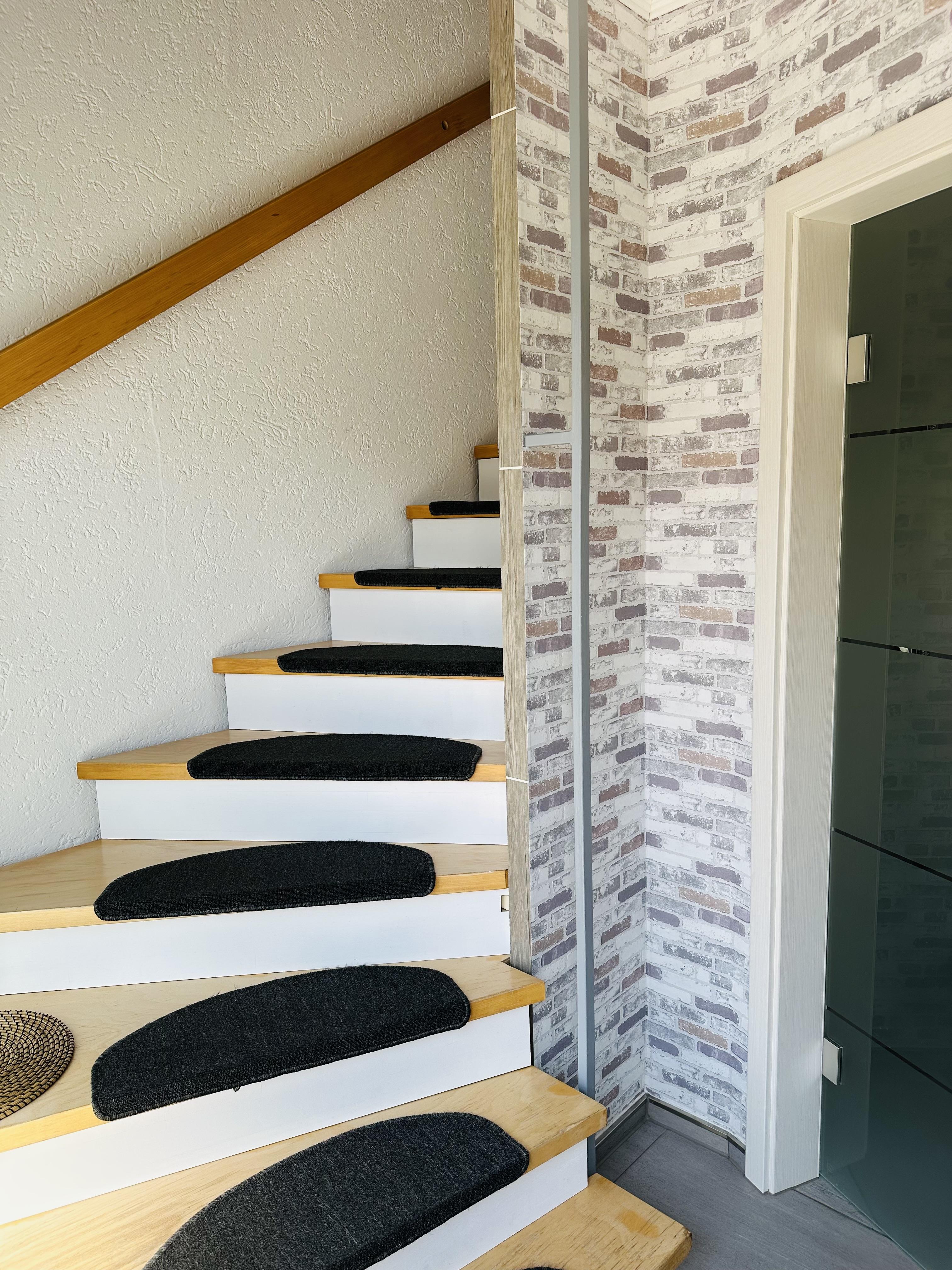 Treppenaufgang zur Wohnung