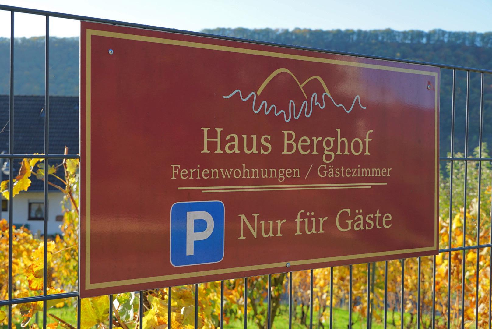 Parkplatz Haus Berghof