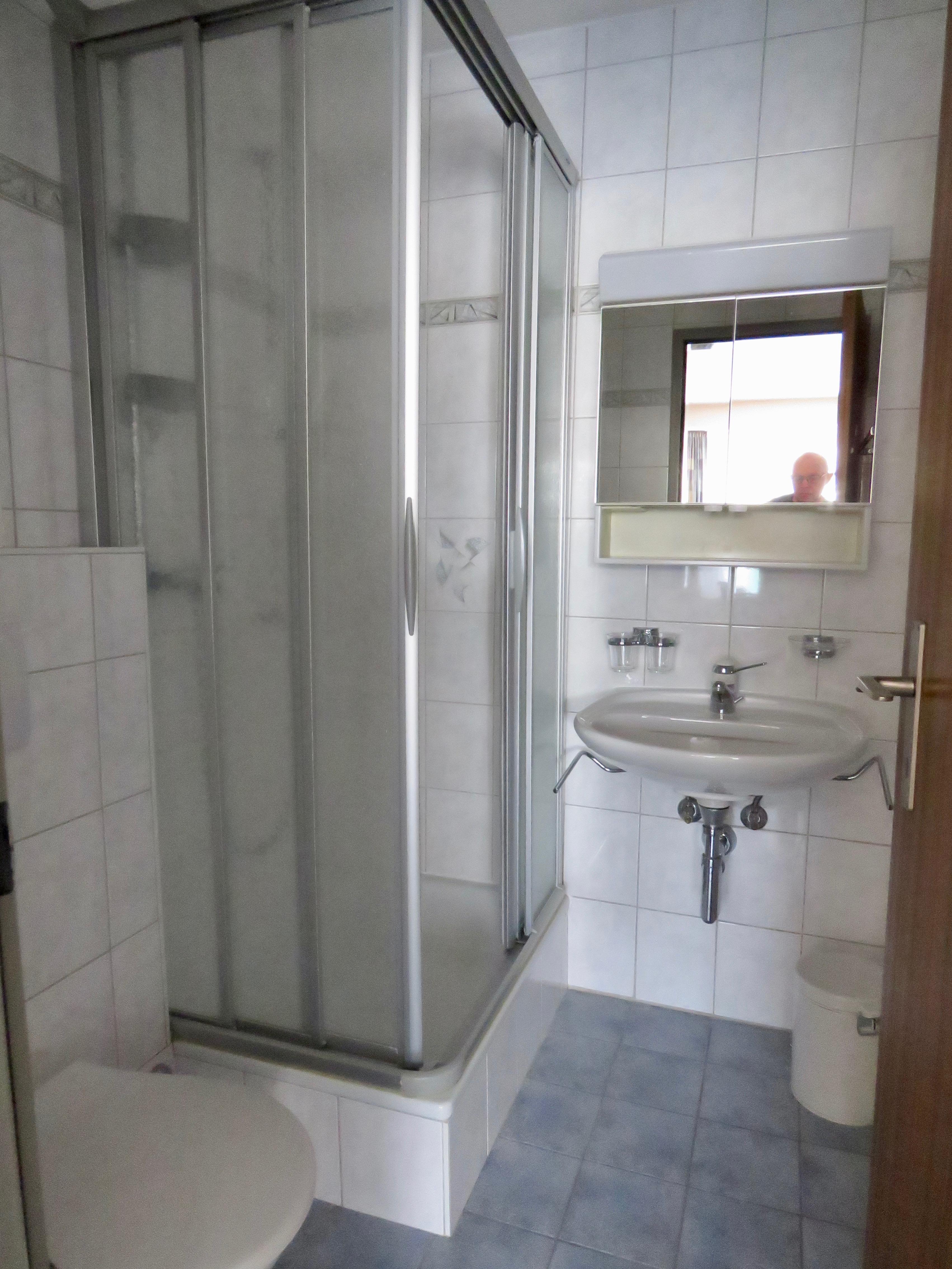 Apollo 54_dusche-WC Apollo 54_dusche-WC