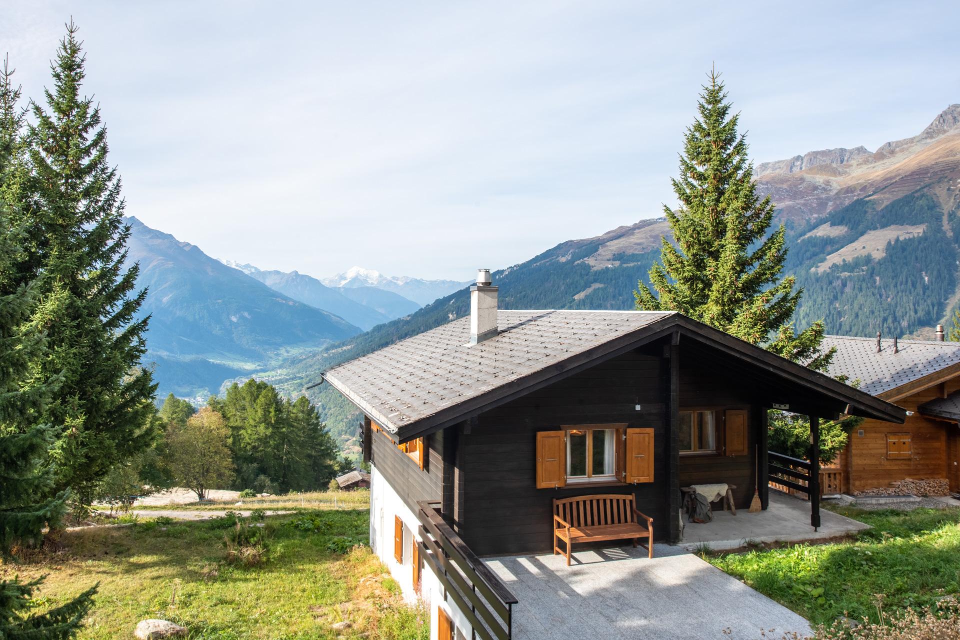 M21_3304-HDR M21_3304-HDR