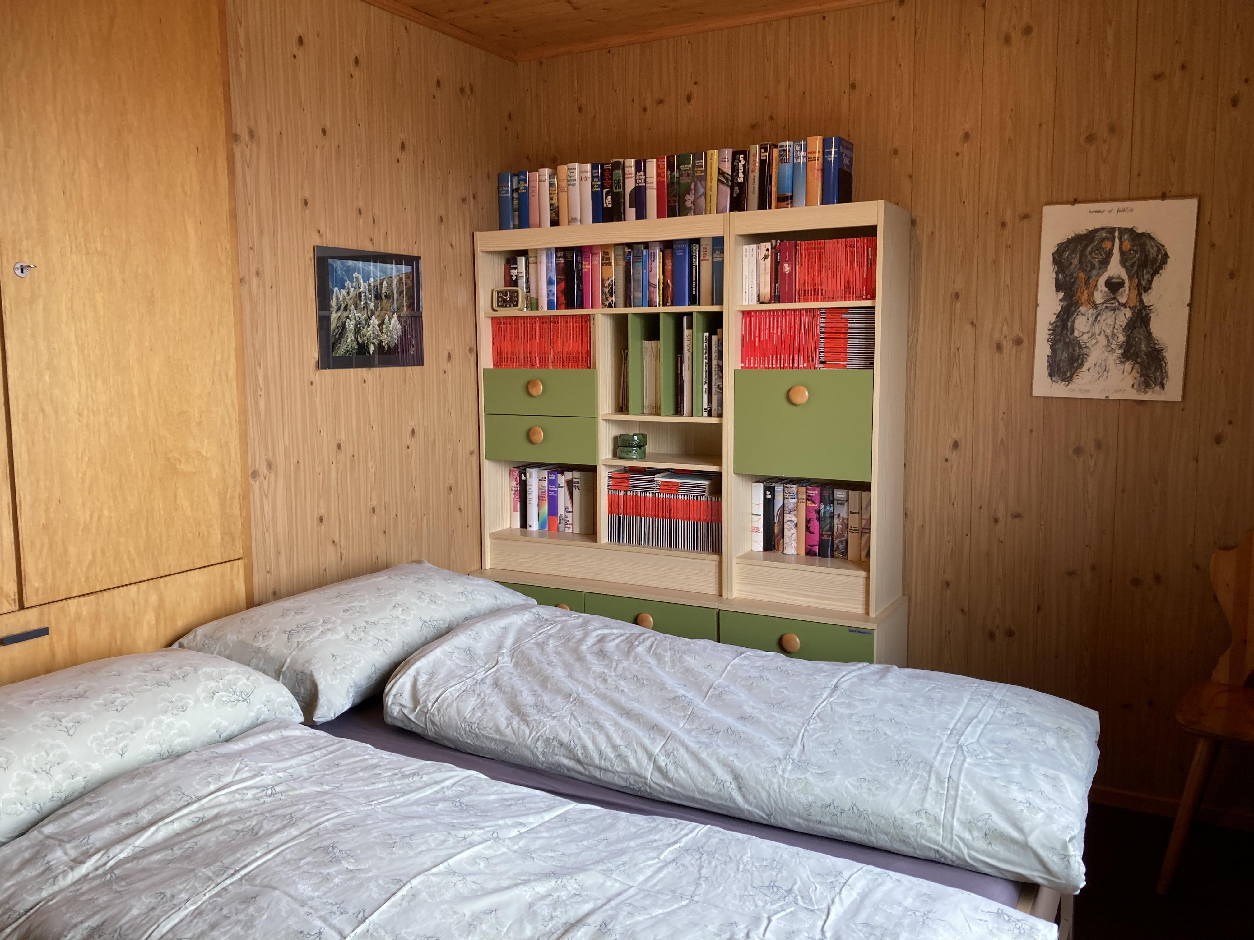 Schlafzimmer (3) Schlafzimmer (3)