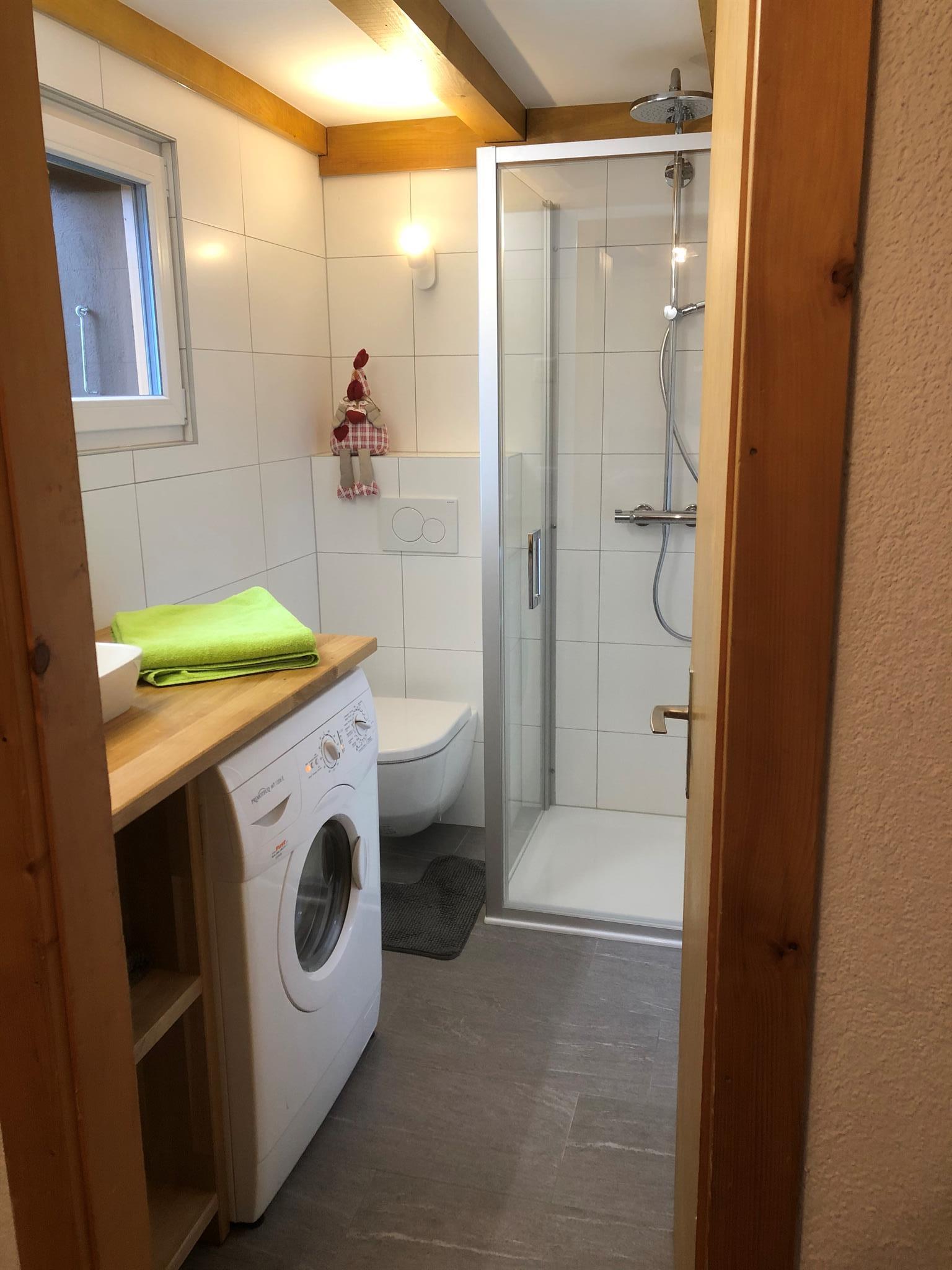 Chalet Kolibri - EG Badezimmer - 2020 (3) Chalet Kolibri - EG Badezimmer - 2020 (3)