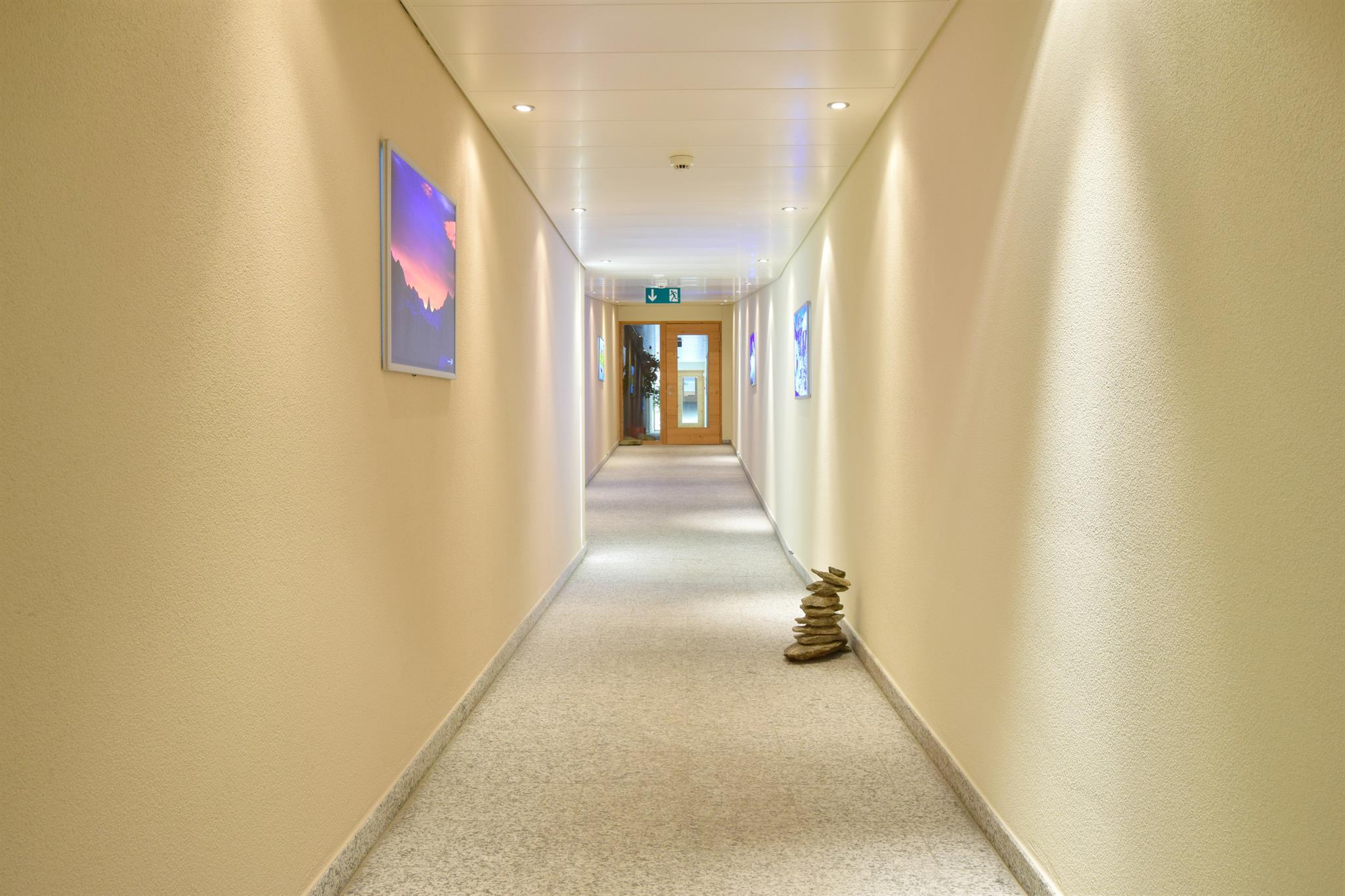 RoyalB26_31 RoyalB26_31