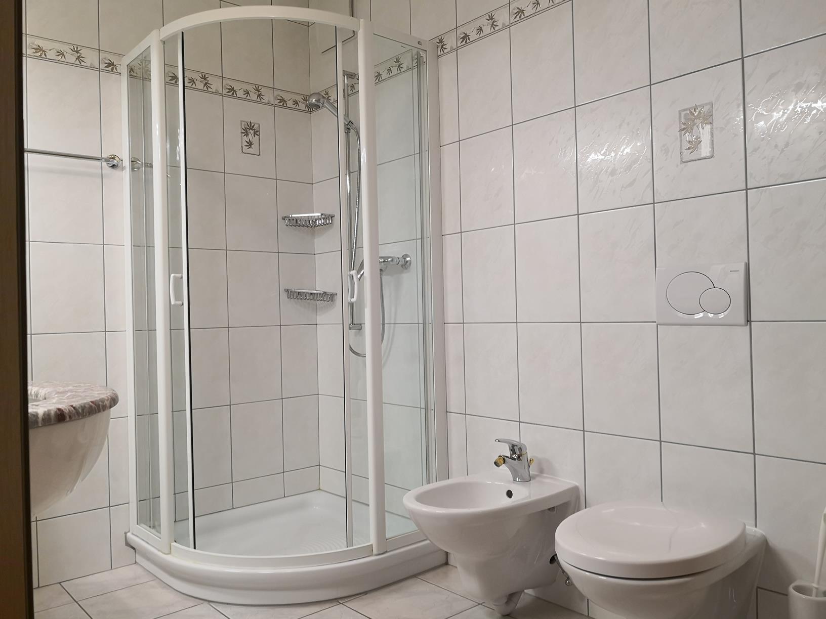 Al Ponte_4_Badezimmer Al Ponte_4_Badezimmer