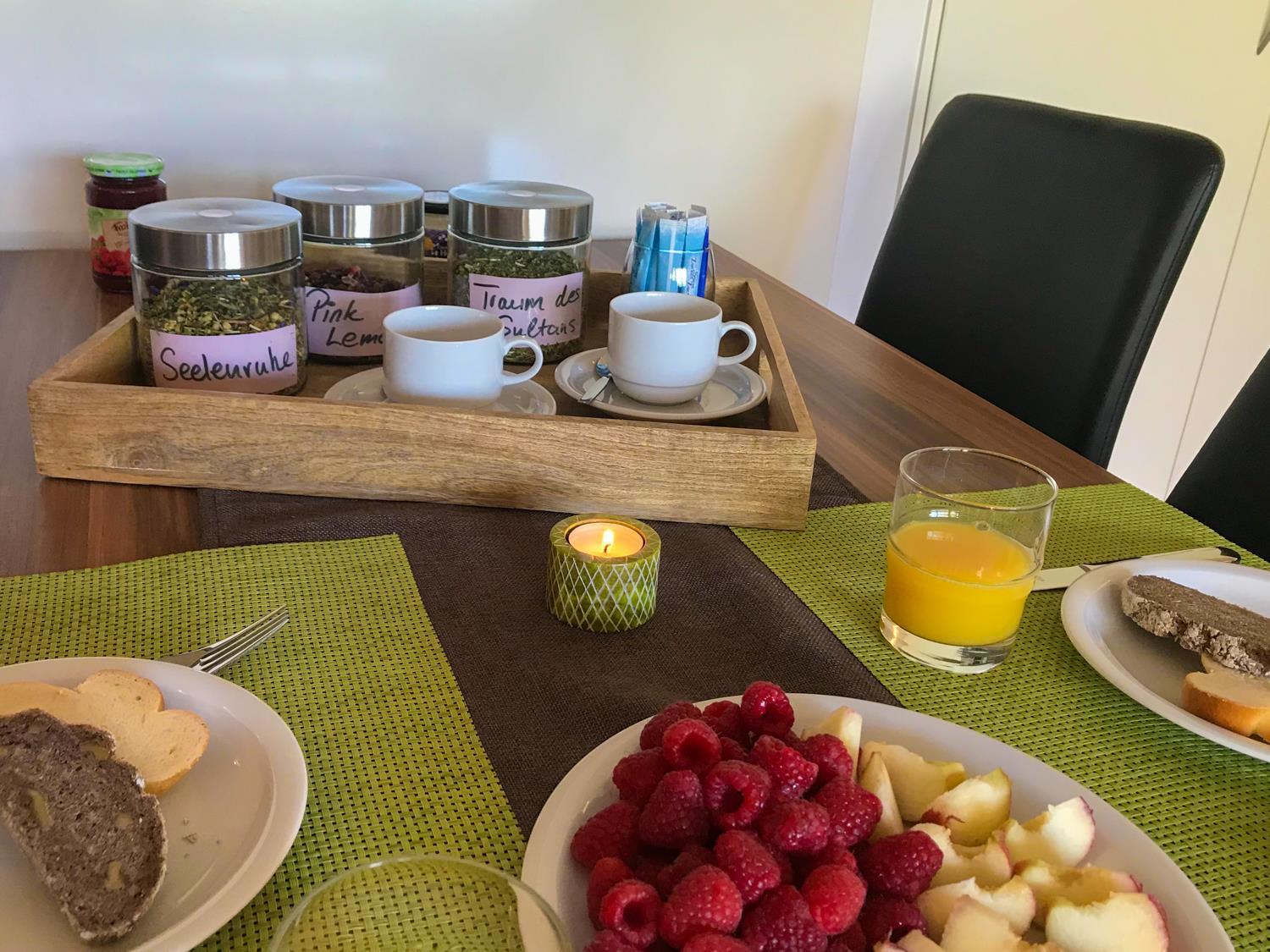 Olympia 54_wohnen-essen Olympia 54_wohnen-essen