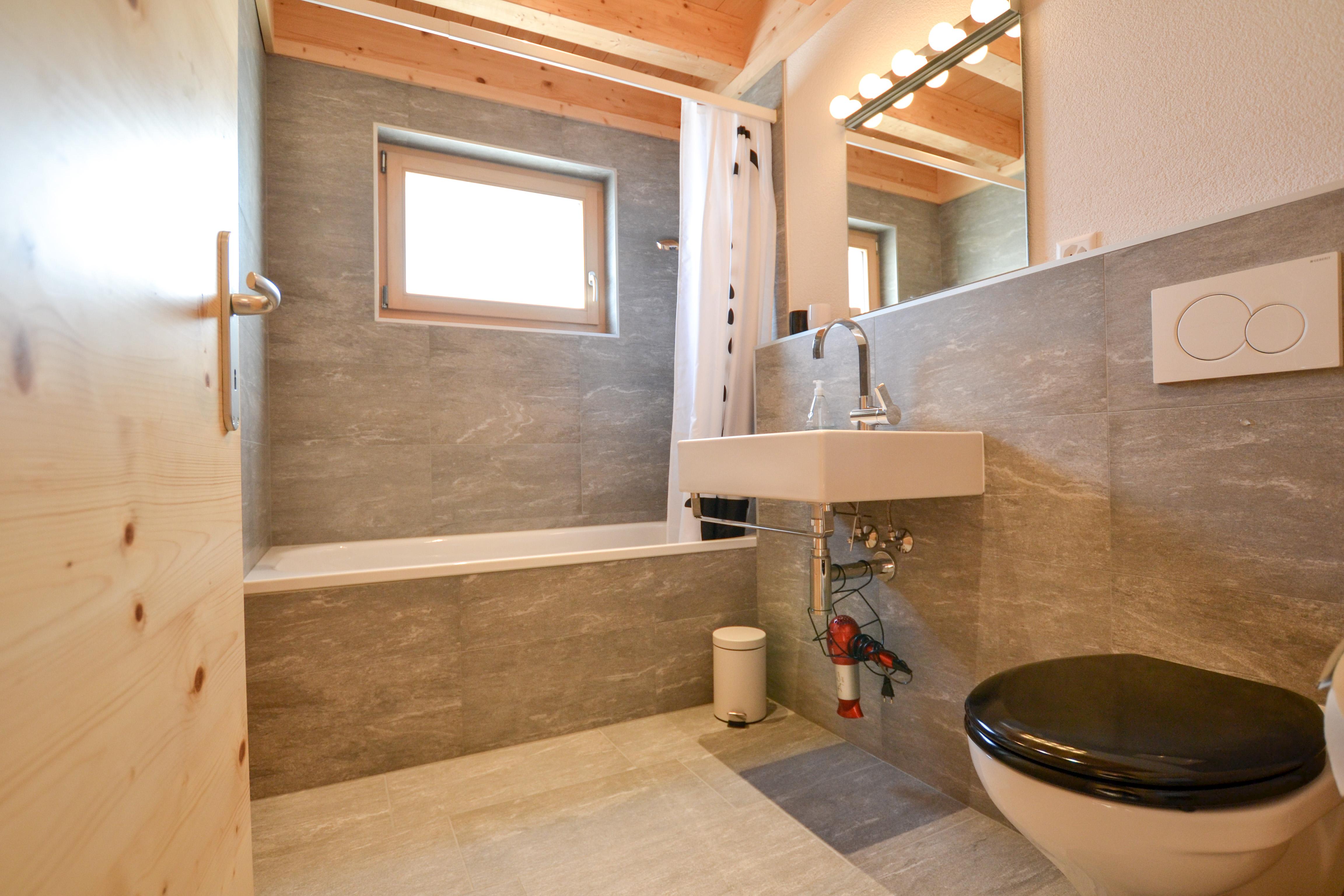 DSC_0679_edited DSC_0679_edited