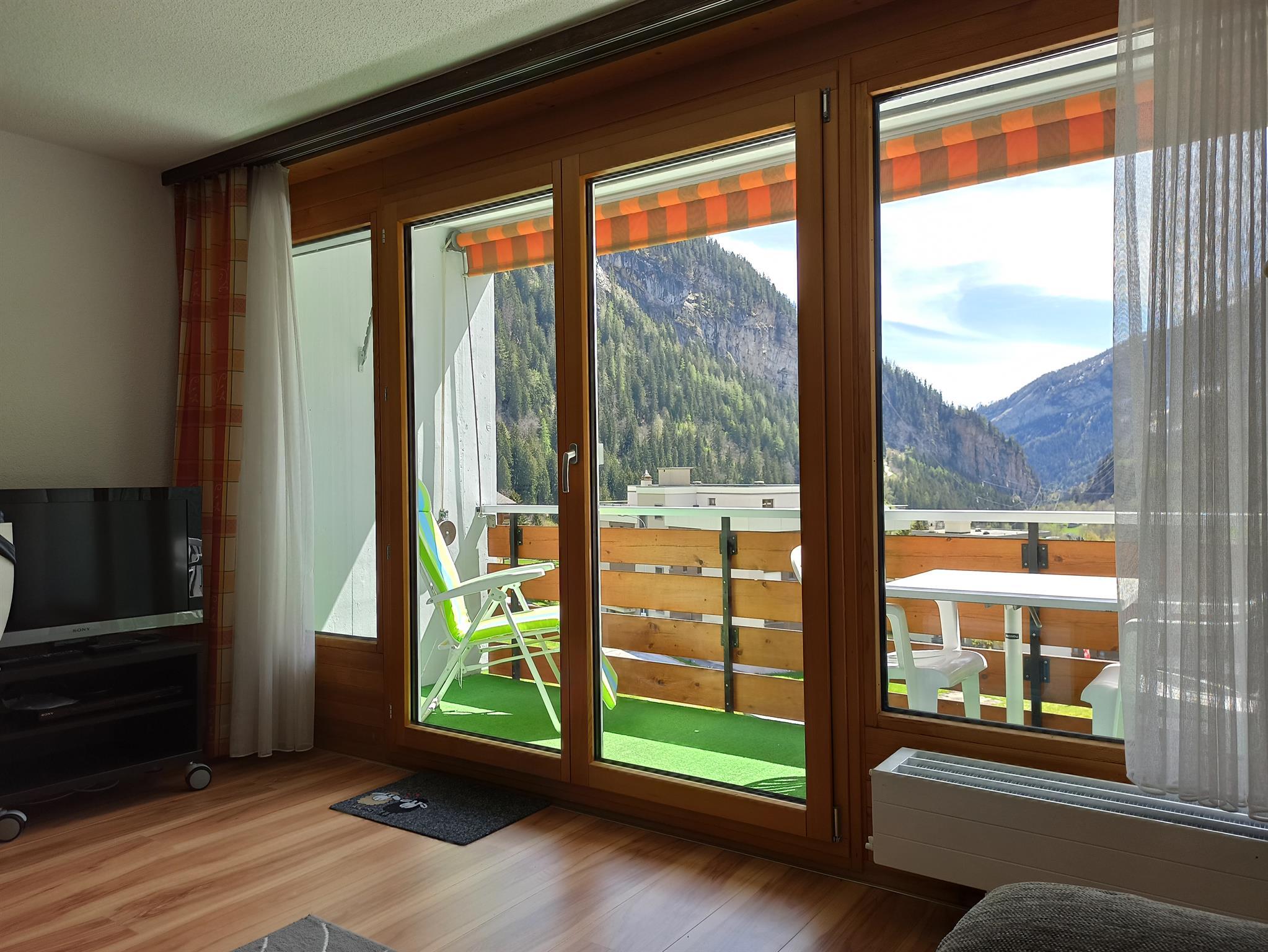 12-Domino 36_wohnen-balkon-ausblick 12-Domino 36_wohnen-balkon-ausblick