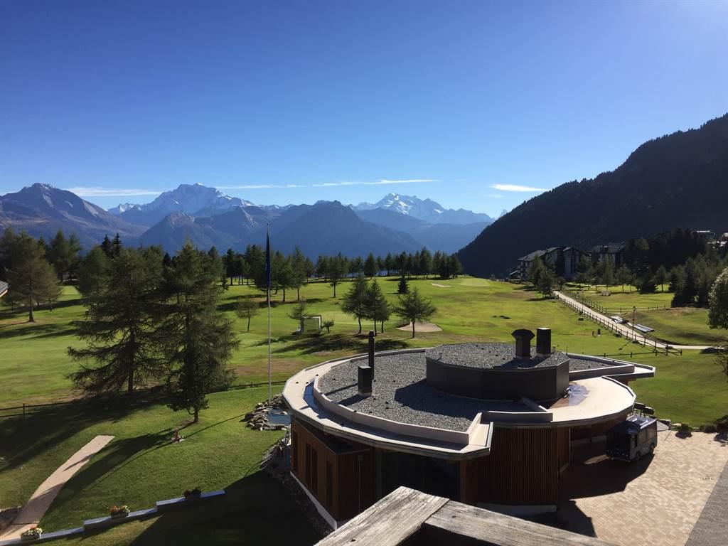 Aussicht vom Balkon, Richtung Süden Aussicht vom Balkon, Richtung Süden