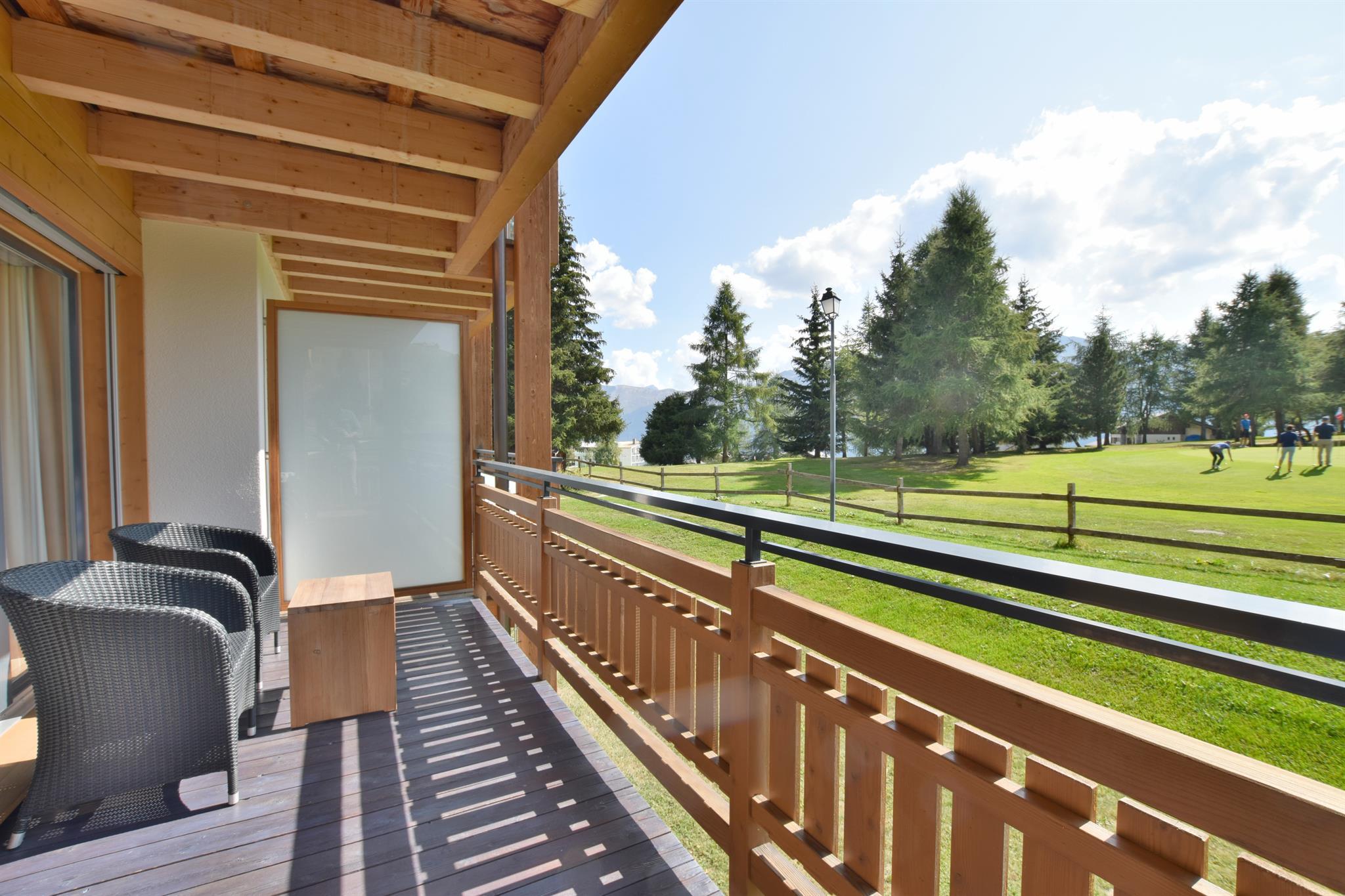 RoyalB26_15 RoyalB26_15