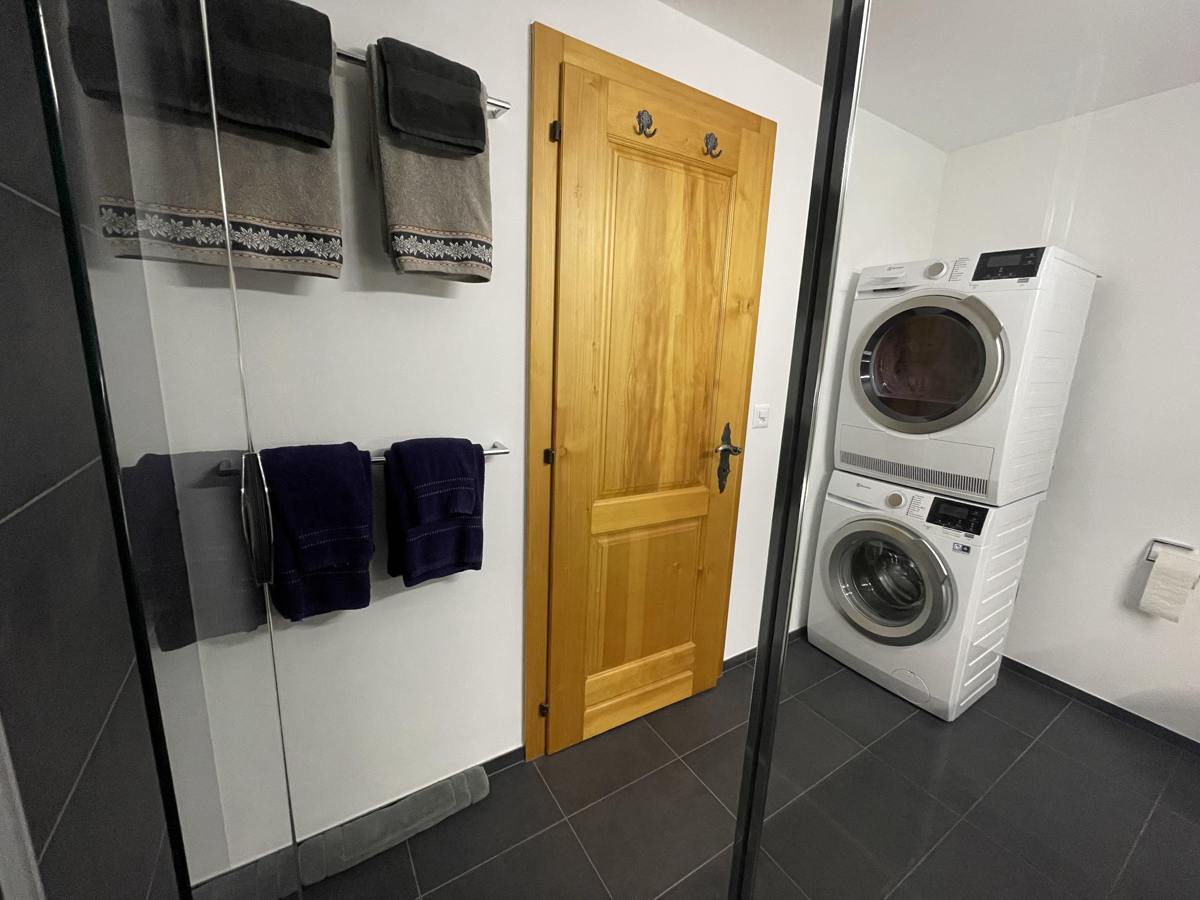 Dusche mit stufenlosem Einstieg Dusche mit stufenlosem Einstieg