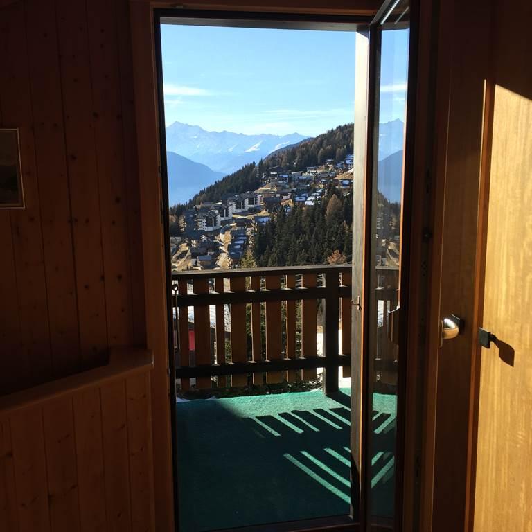 4 Ausgang Balkon 4 Ausgang Balkon