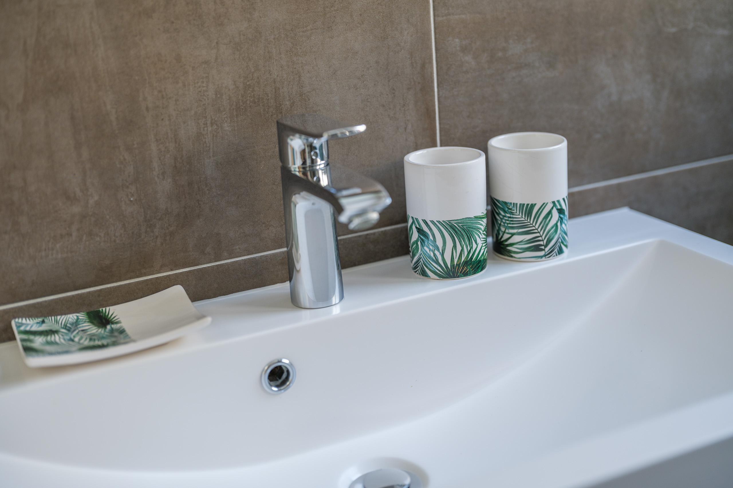 Alpen 5_dusche-WC_f Alpen 5_dusche-WC_f