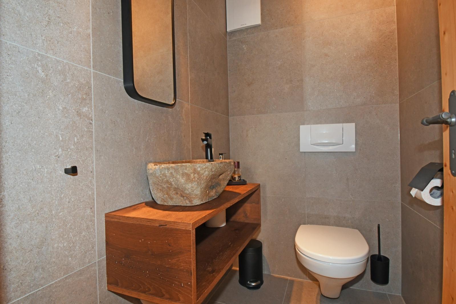 Wilhelm Tell OG Ost- Tages-WC (1. Stk.) Wilhelm Tell OG Ost- Tages-WC (1. Stk.)