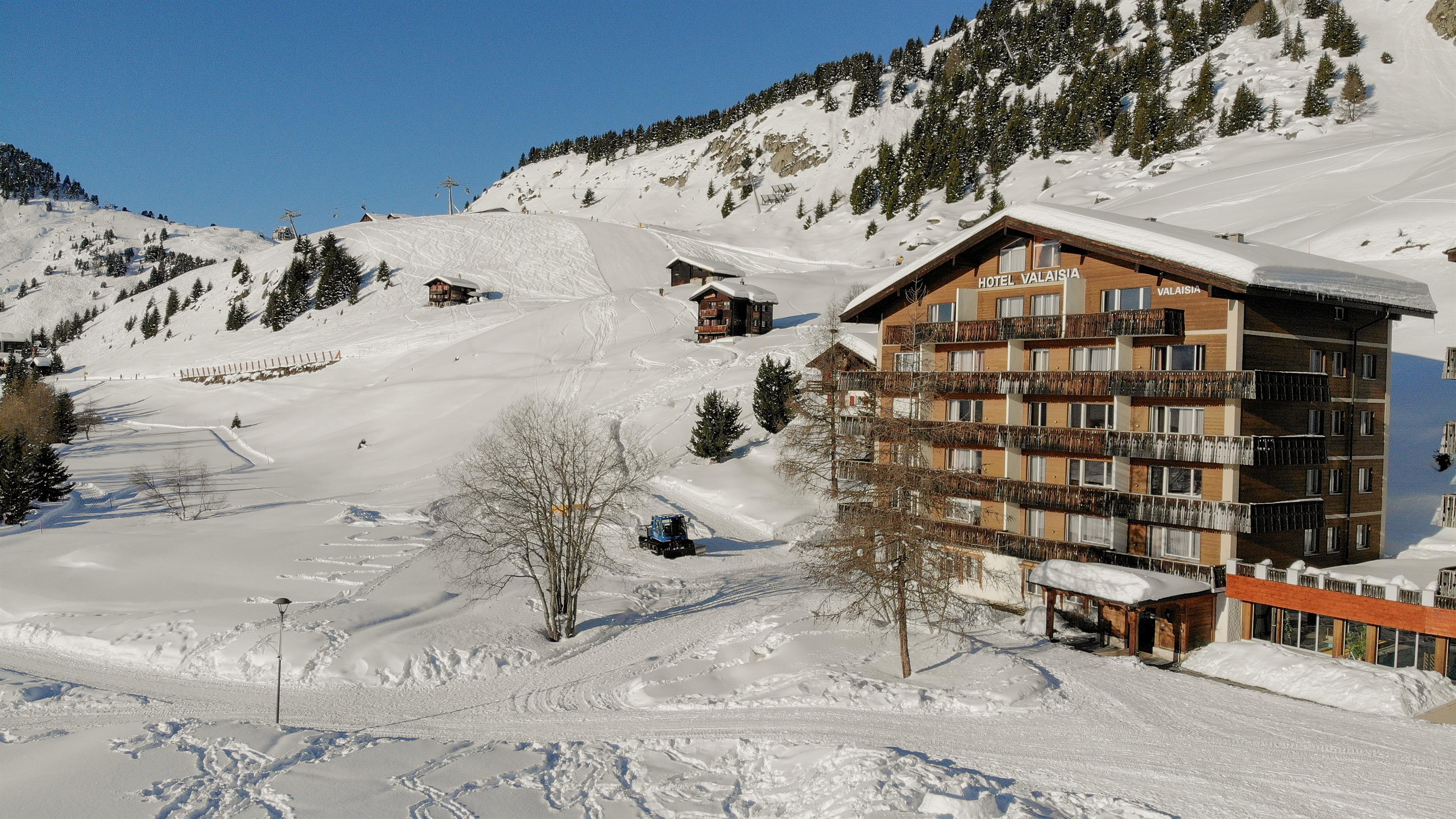 DJI_0476_edited DJI_0476_edited