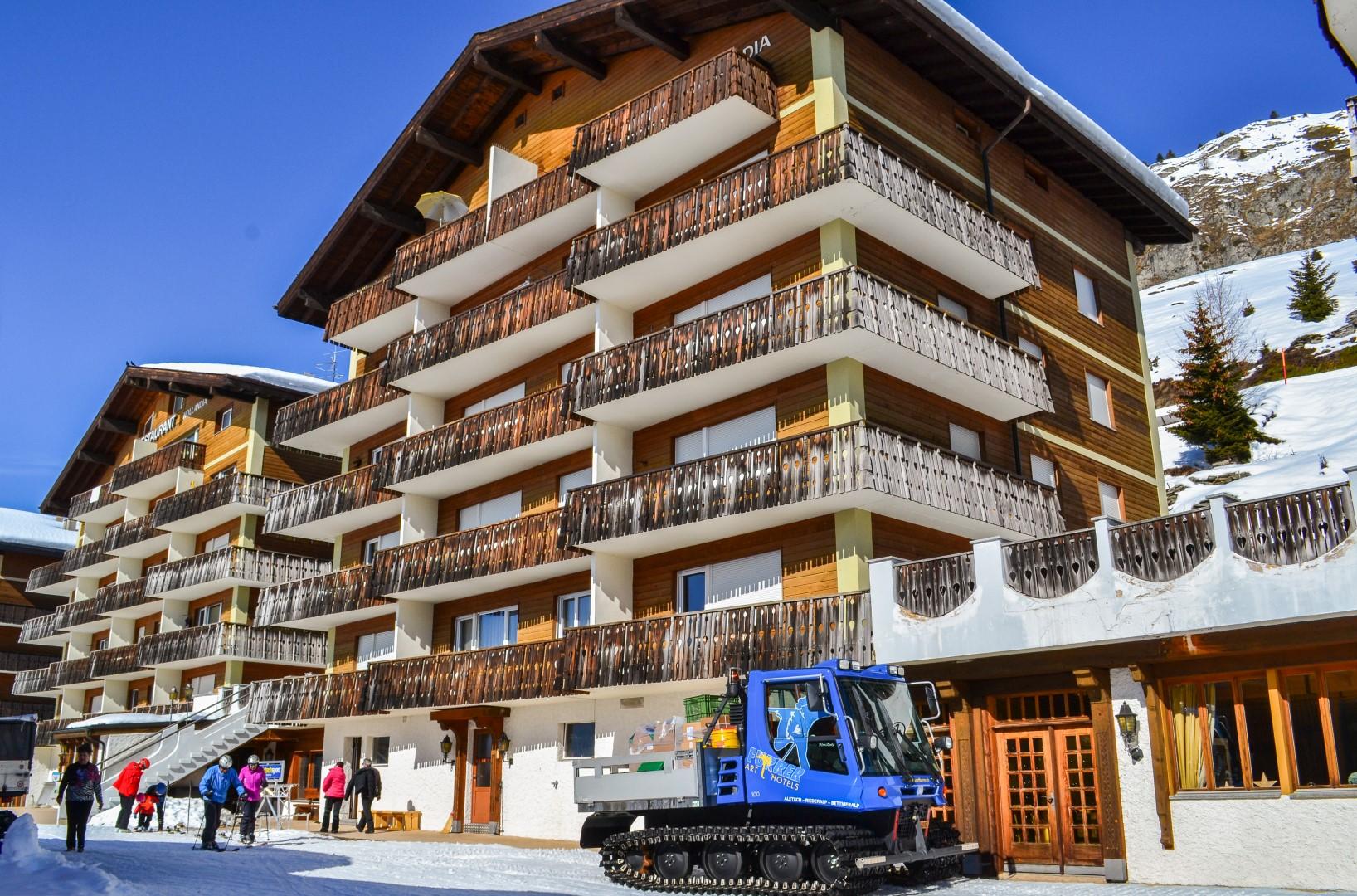 Hollandia 15 LP (4) Hollandia 15 LP (4)