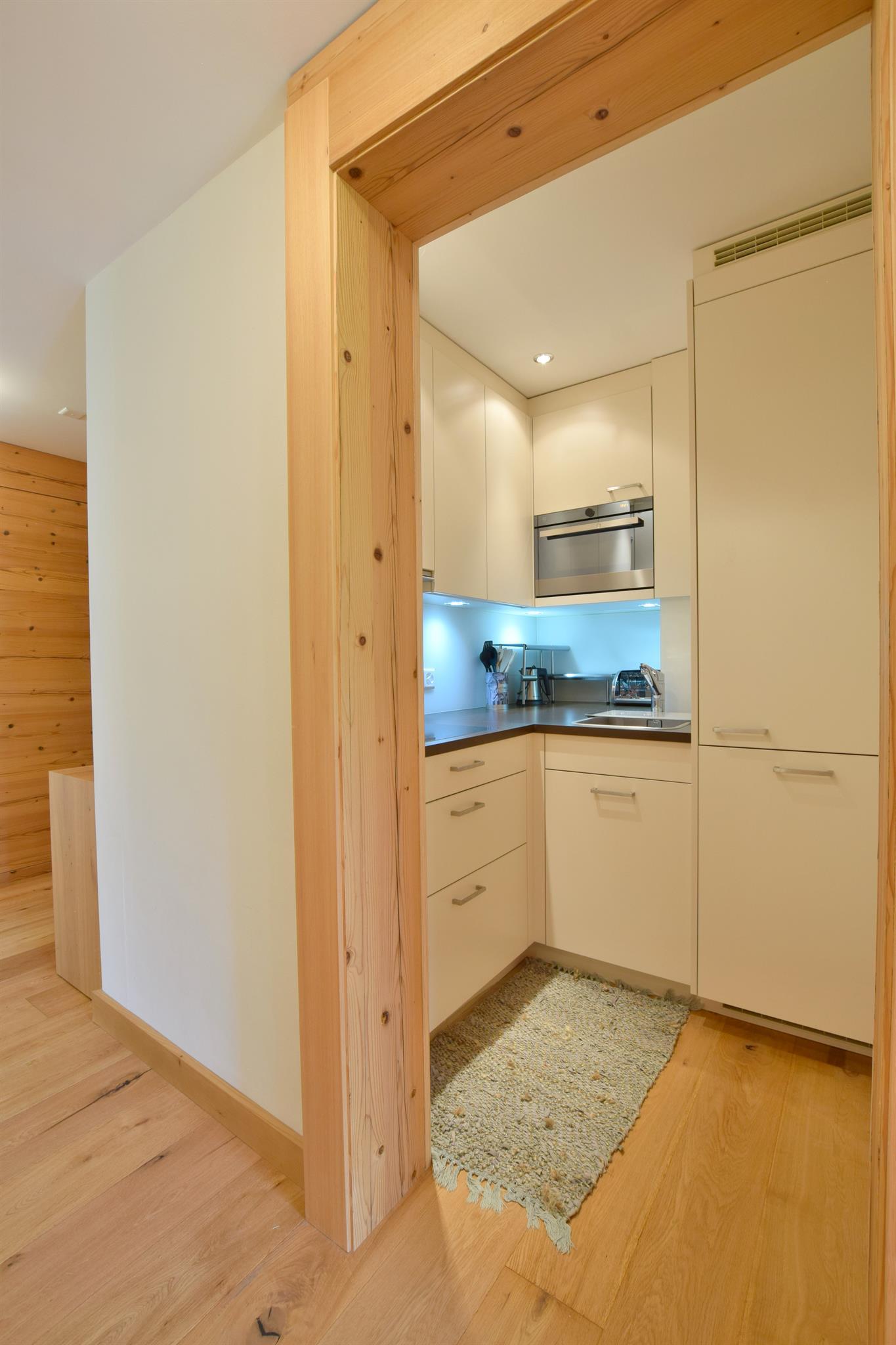 RoyalB26_18 RoyalB26_18