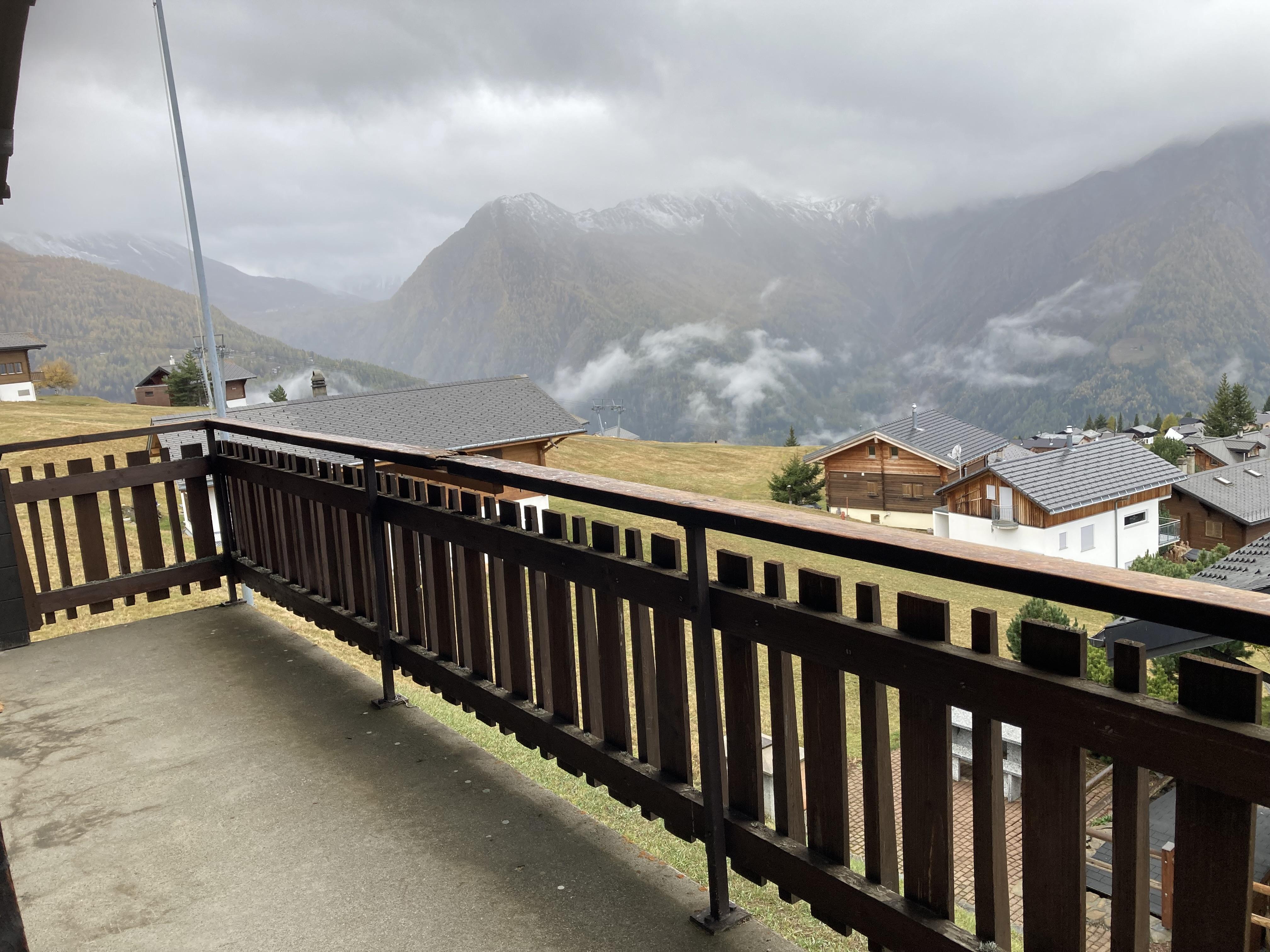 Balkon (4) Balkon (4)