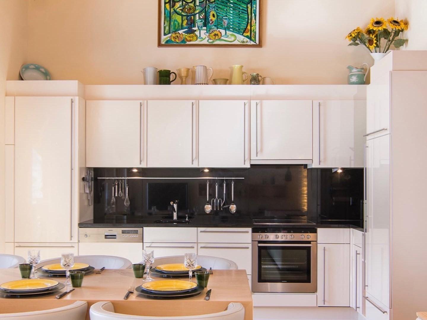 A3E80D0D-740F-4D80-B466-44D559C35EEE A3E80D0D-740F-4D80-B466-44D559C35EEE