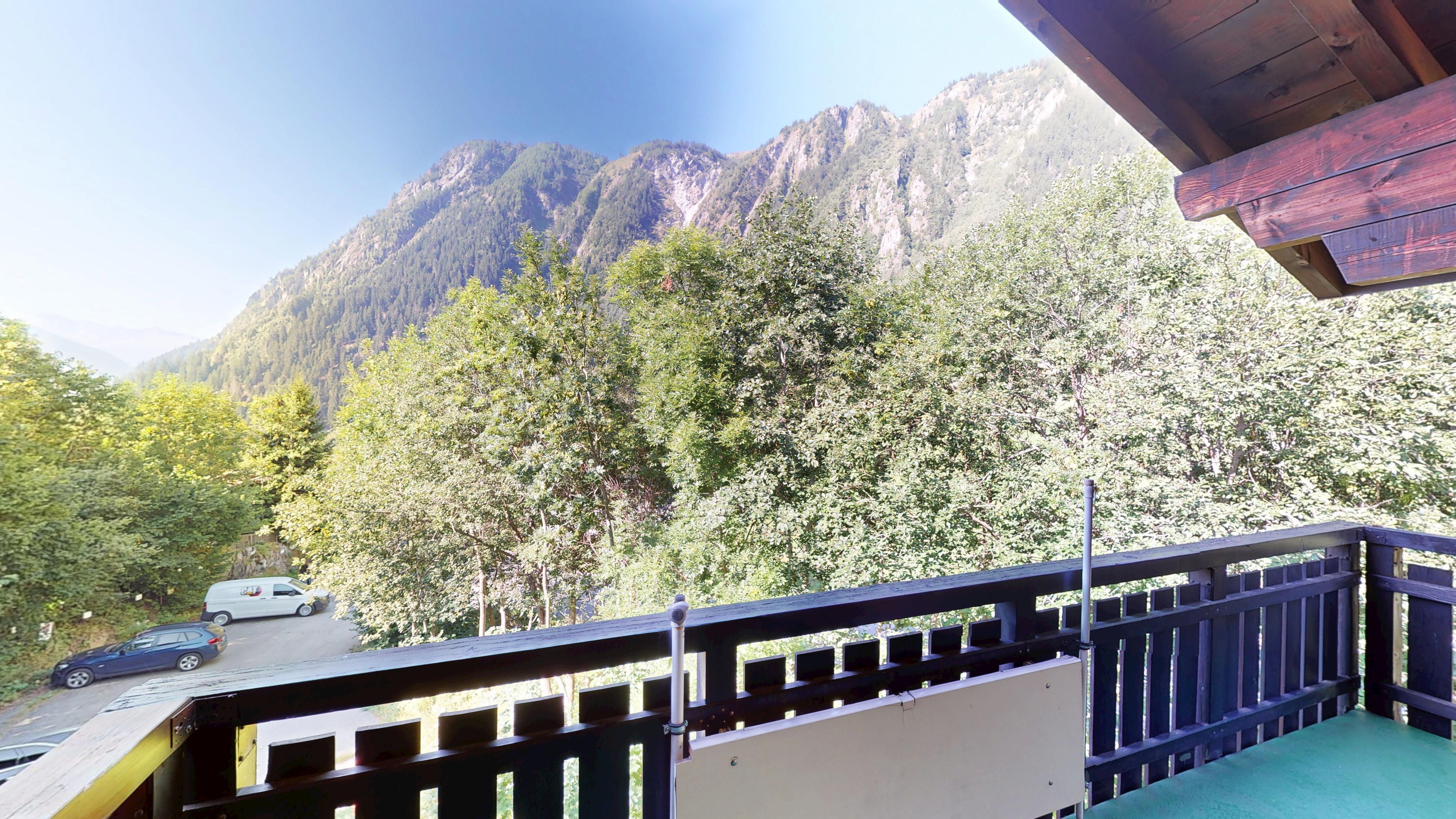 Nicole-NIC21-08122025_102815 Nicole-NIC21-08122025_102815