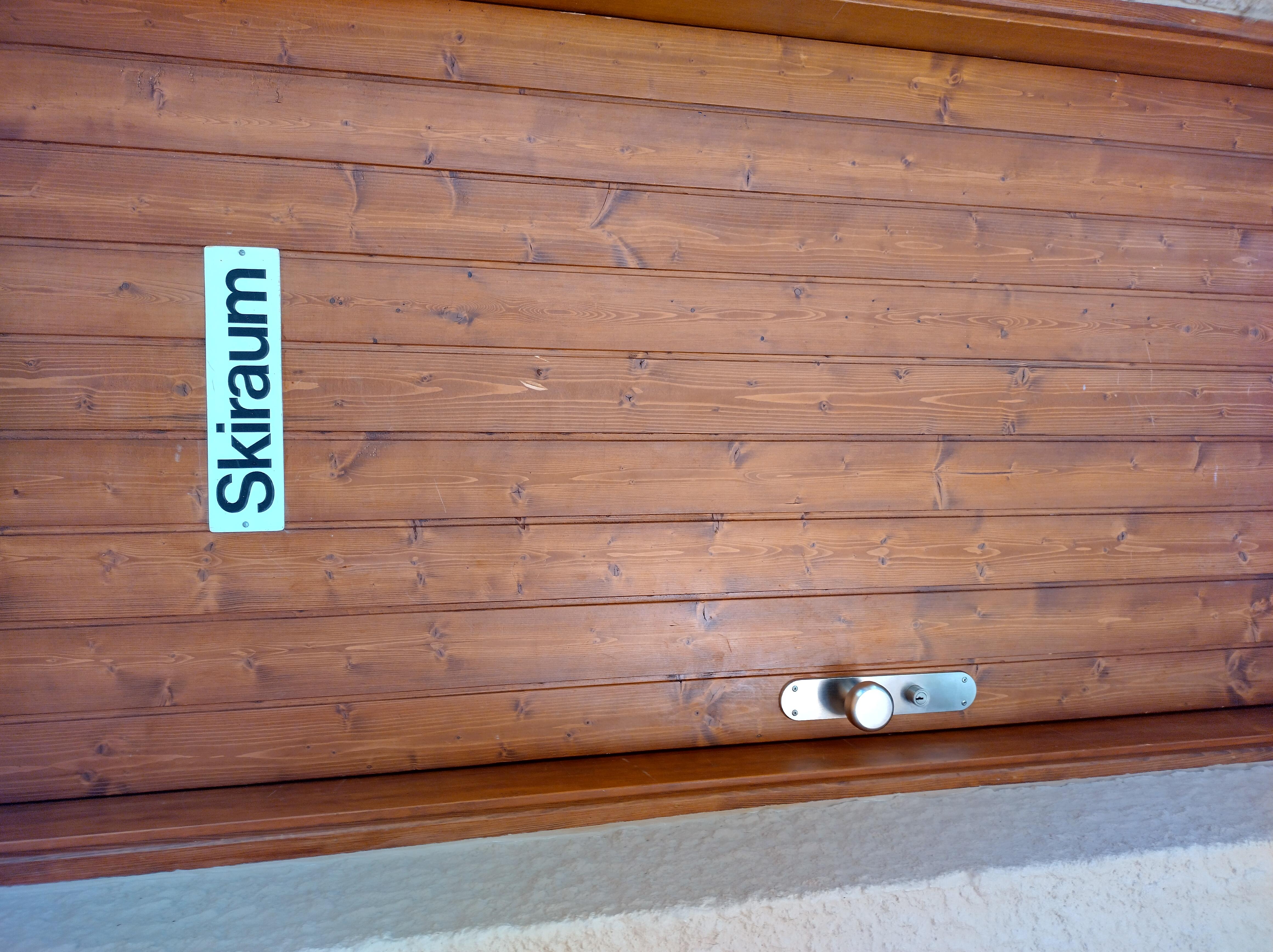 IMG_20241116_135140_HDR IMG_20241116_135140_HDR