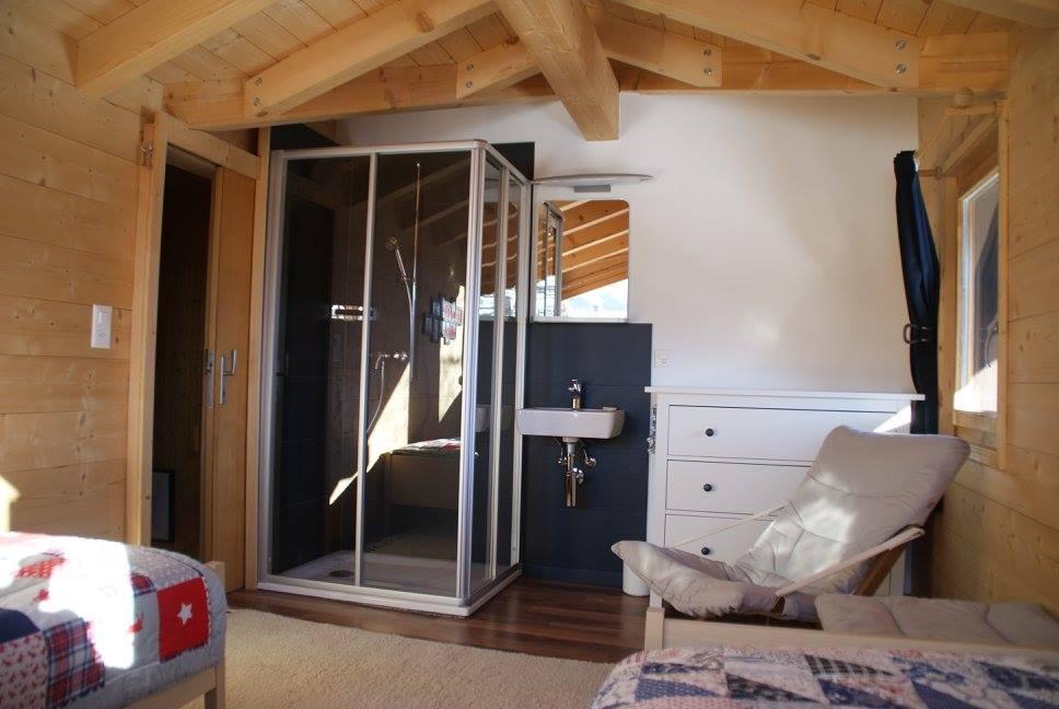 Zimmer 4 mit Dusche Zimmer 4 mit Dusche