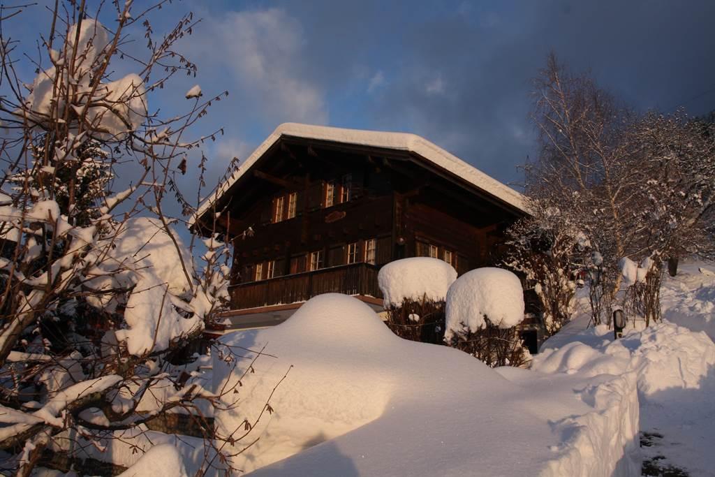 Haus im Winter Haus im Winter