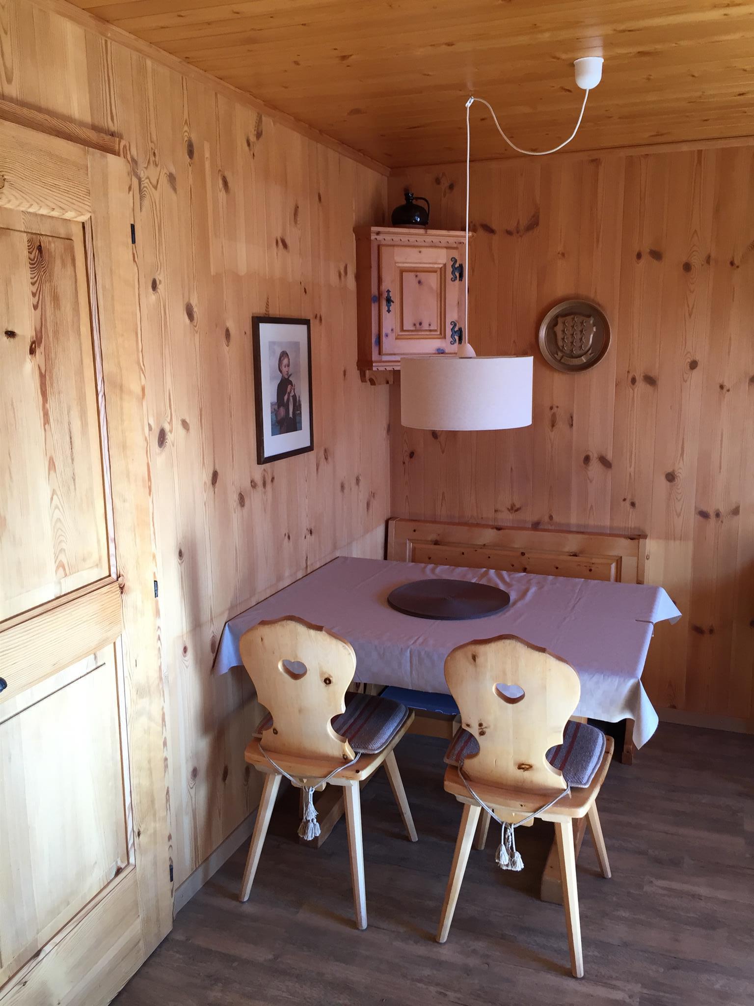 Wohnzimmer (3) Wohnzimmer (3)