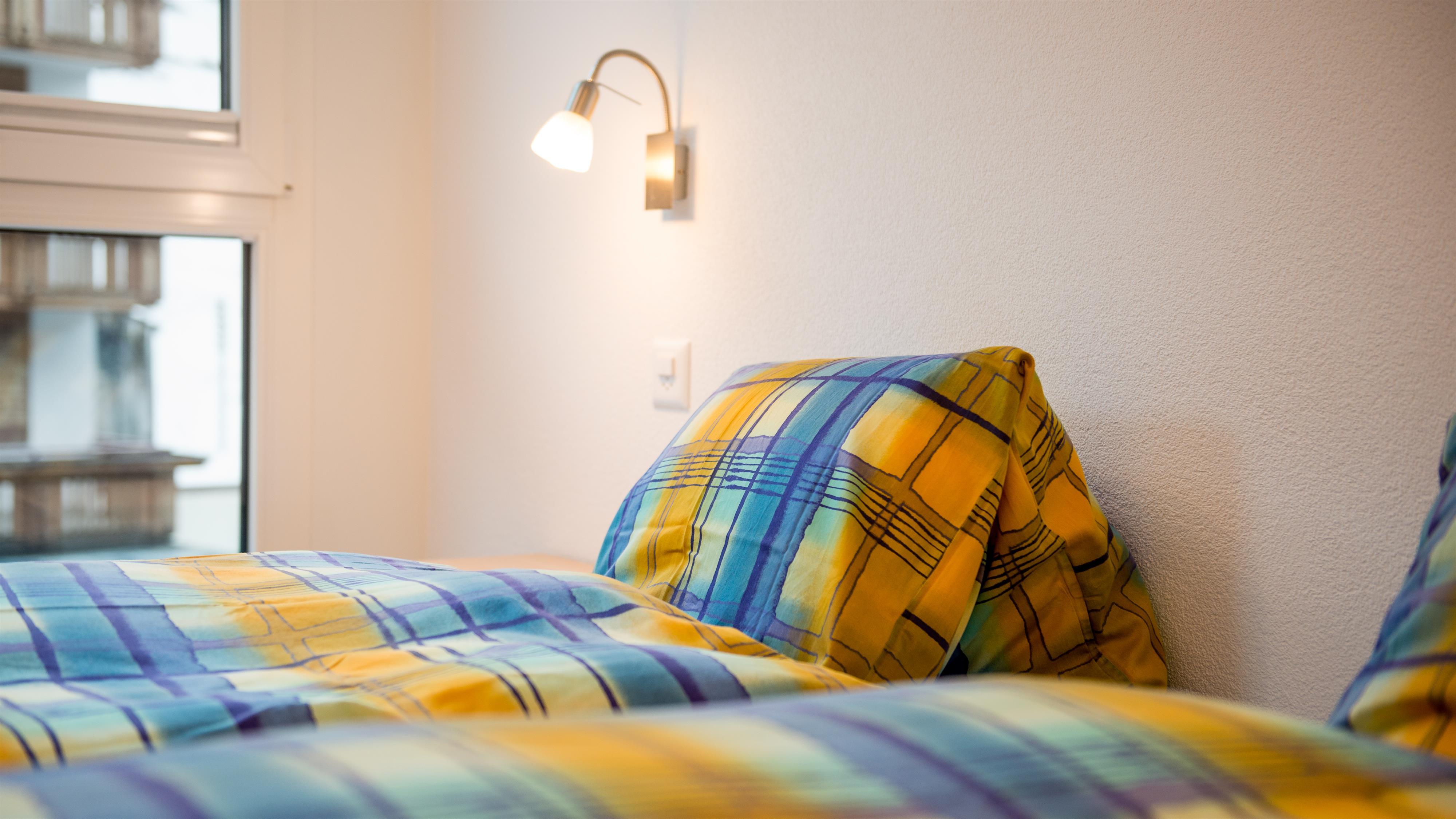 Schlafzimmer Richtung Westen - mit Panoramfenster Schlafzimmer Richtung Westen - mit Panoramfenster