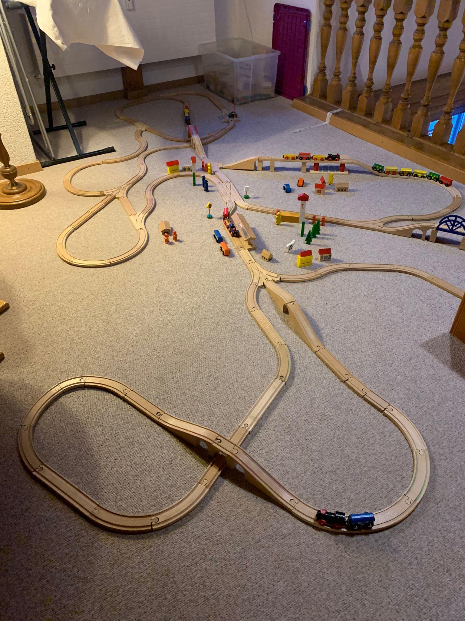 grosse BRIO-Eisenbahn grosse BRIO-Eisenbahn