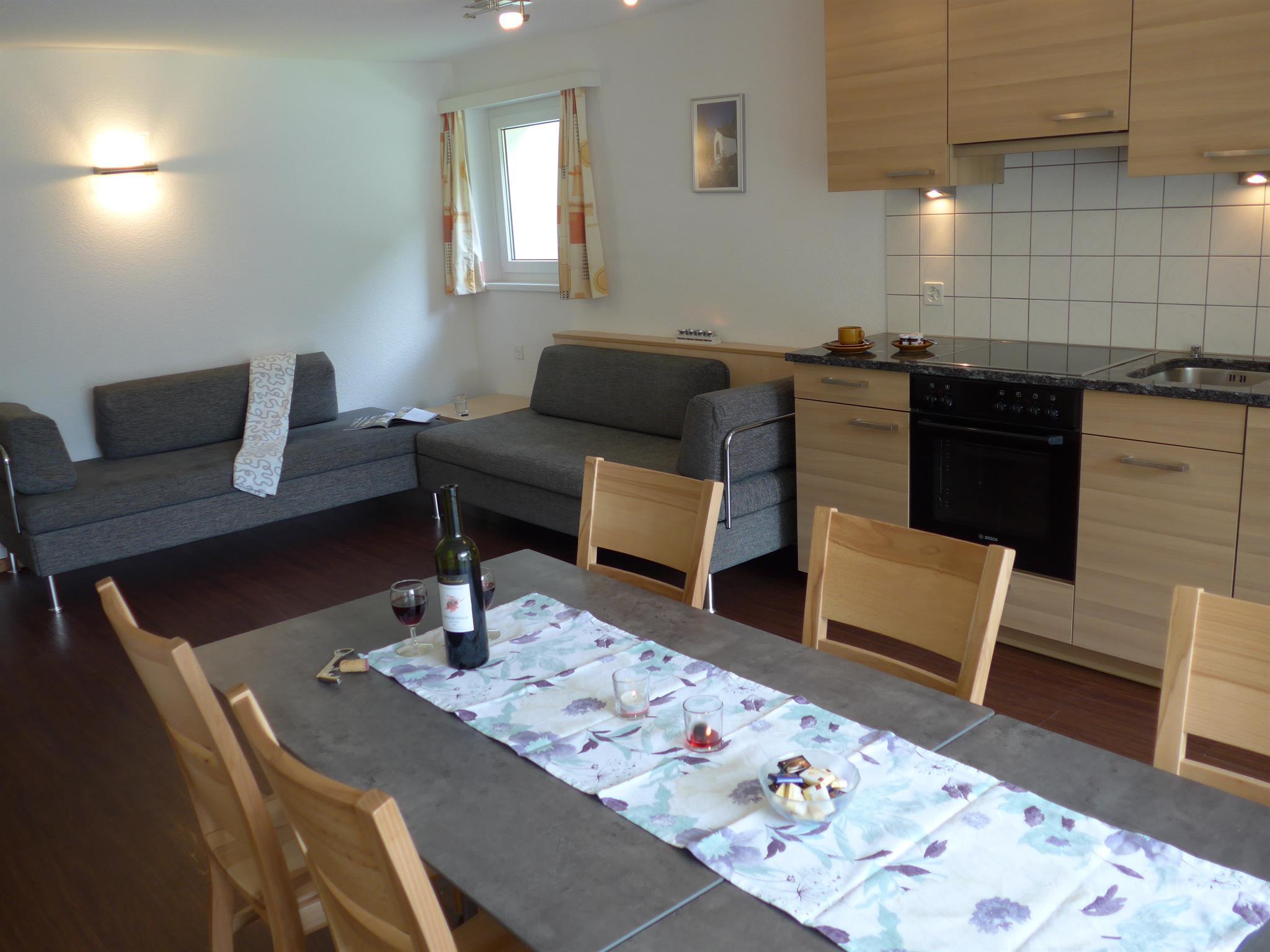 Küche mit Ess- und Wohnraum - 3-Zimmerwohnung OST Küche mit Ess- und Wohnraum - 3-Zimmerwohnung OST