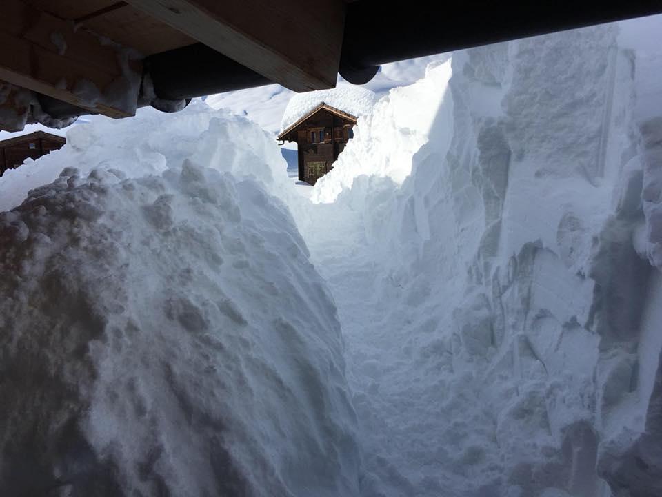 Bel-Alp-Ruh im tiefen Schnee Bel-Alp-Ruh im tiefen Schnee