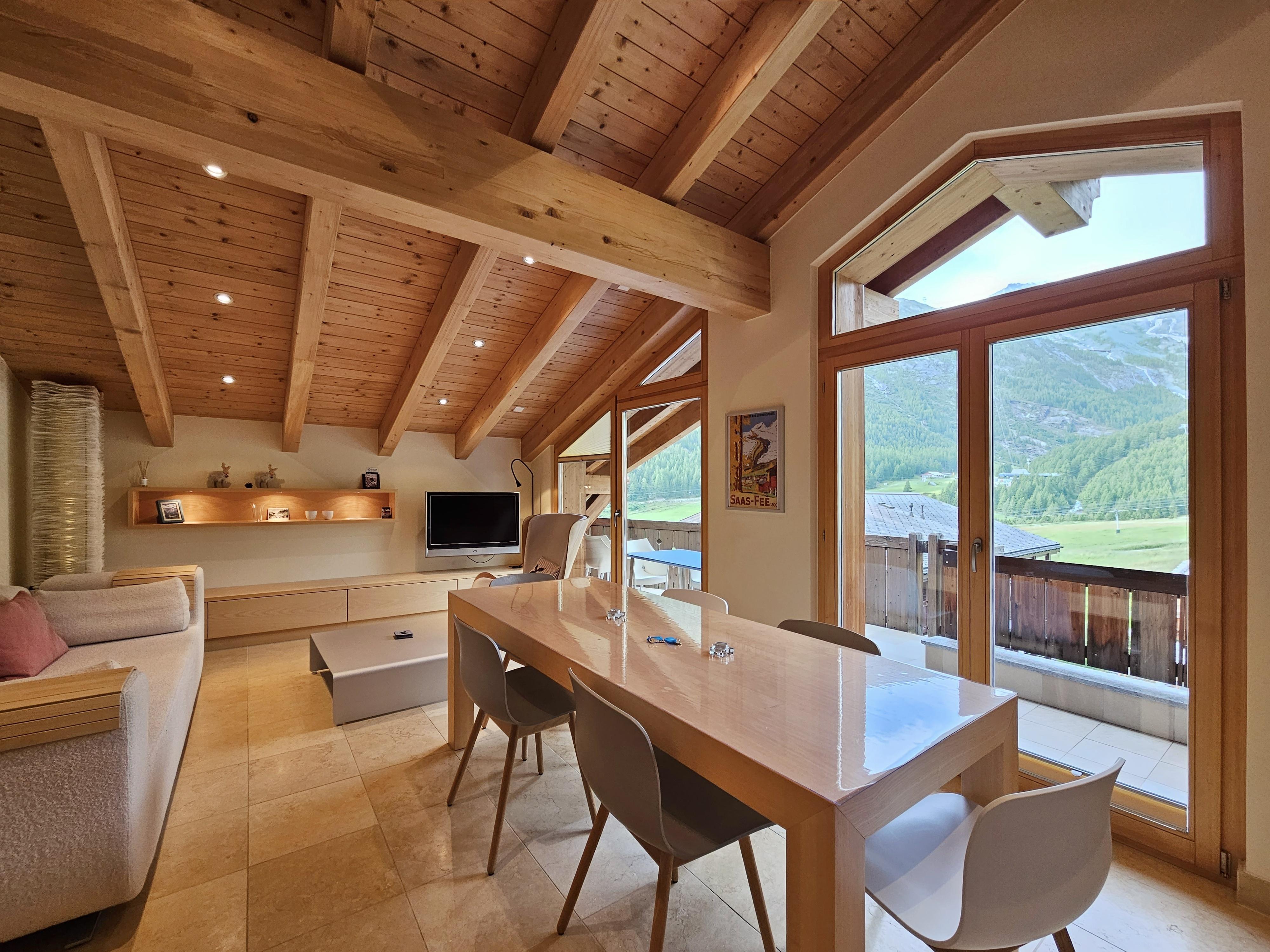 20230622_083438_edited 20230622_083438_edited