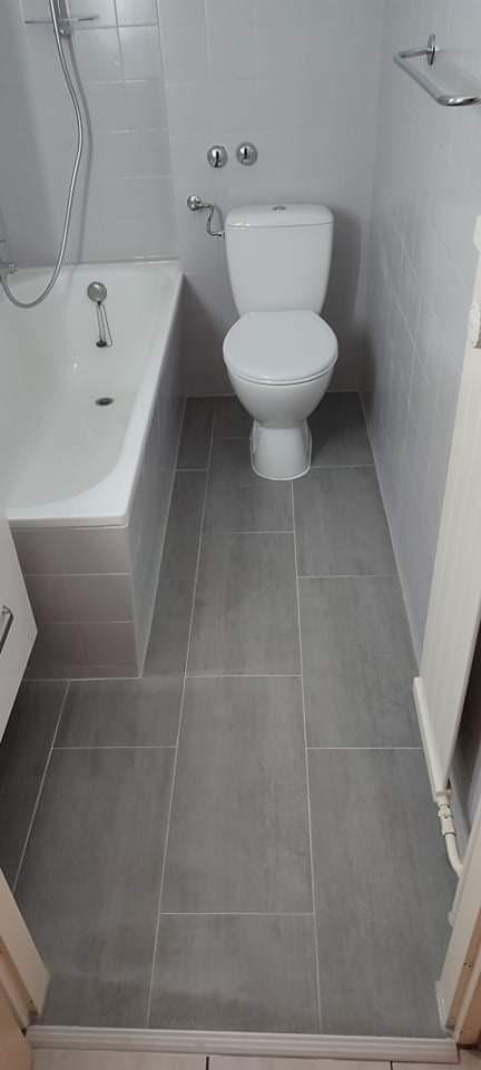 Domino 27_bad-WC_b Domino 27_bad-WC_b