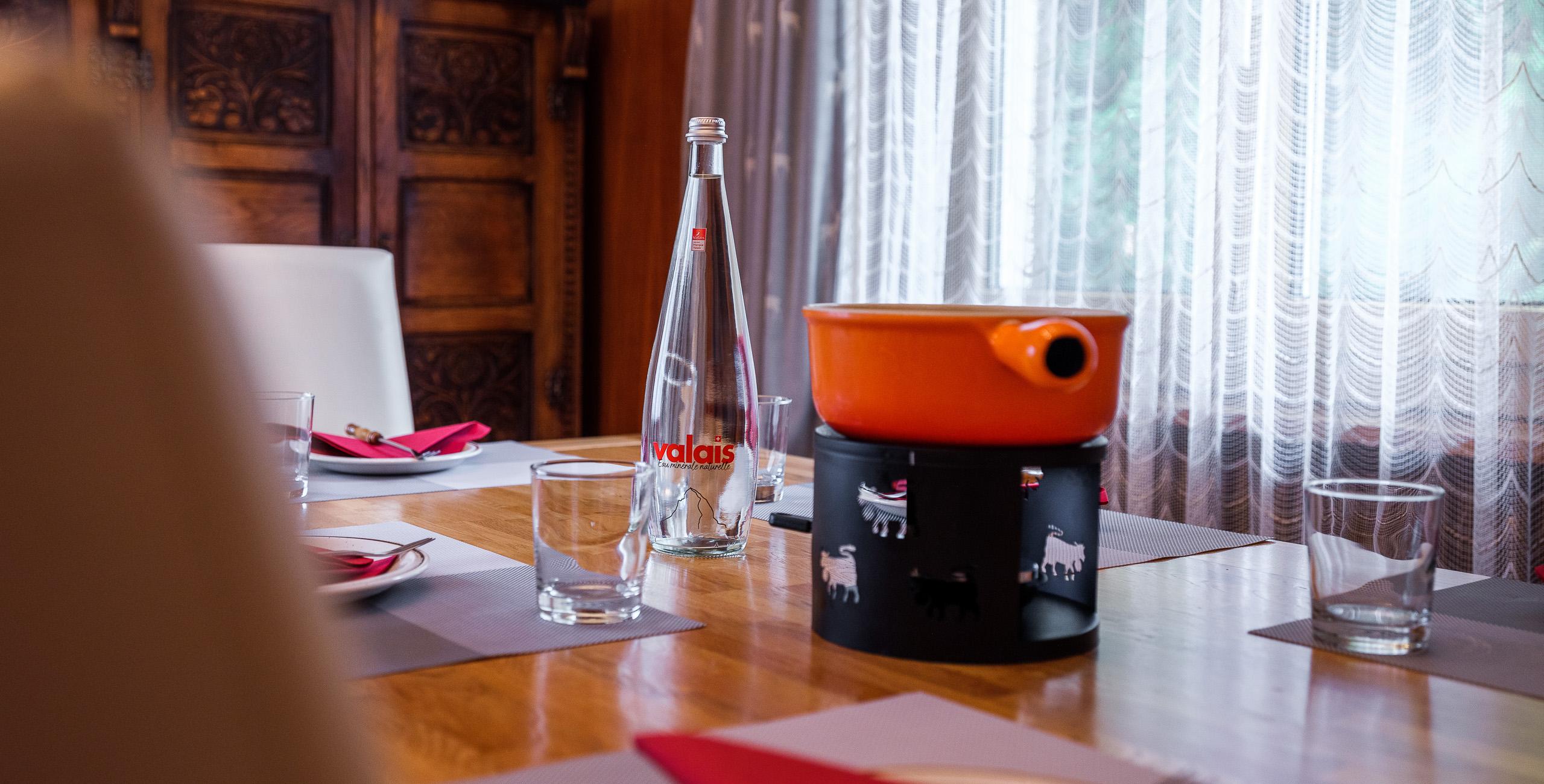 ABA_Bellavista 1 - Tisch ABA_Bellavista 1 - Tisch