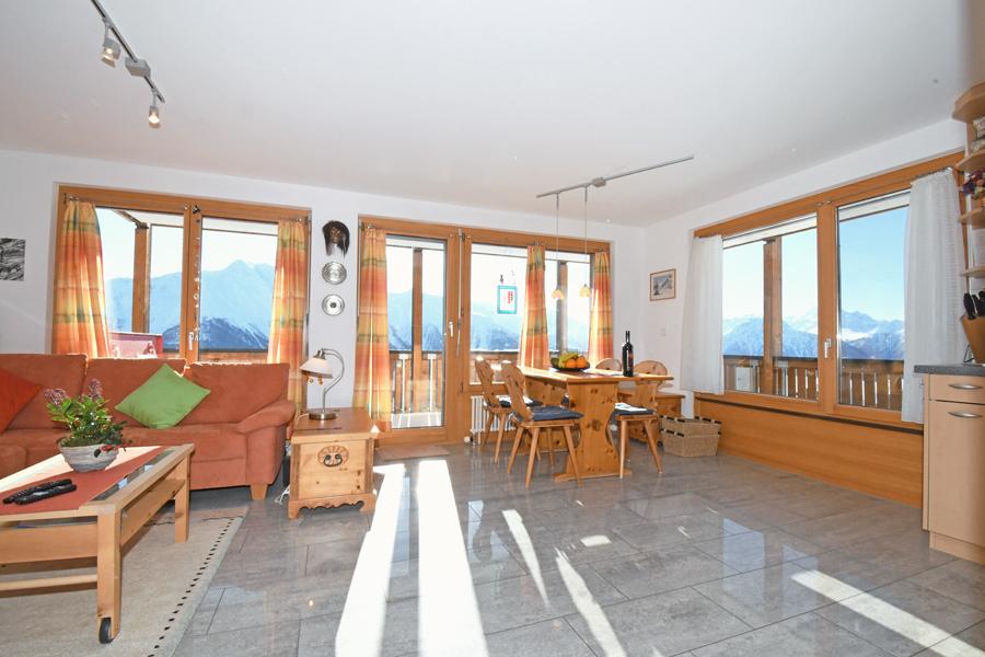 Ferienwohnung Emilio 1. Stock West - Wohnzimmer Ferienwohnung Emilio 1. Stock West - Wohnzimmer