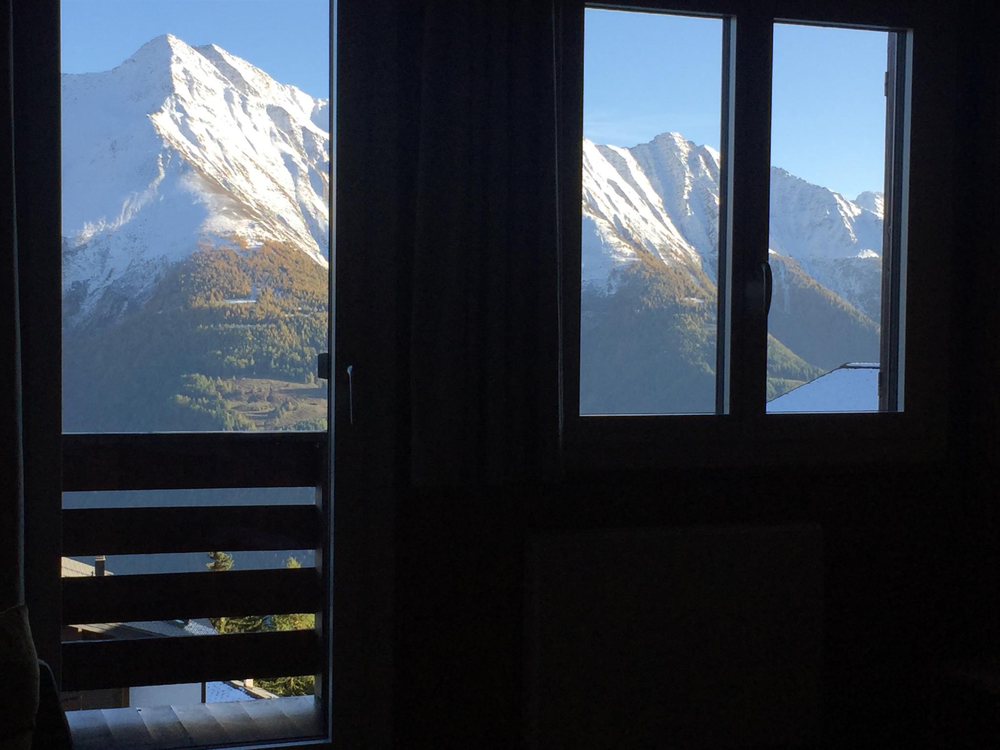 Wohnzimmer (6) Wohnzimmer (6)