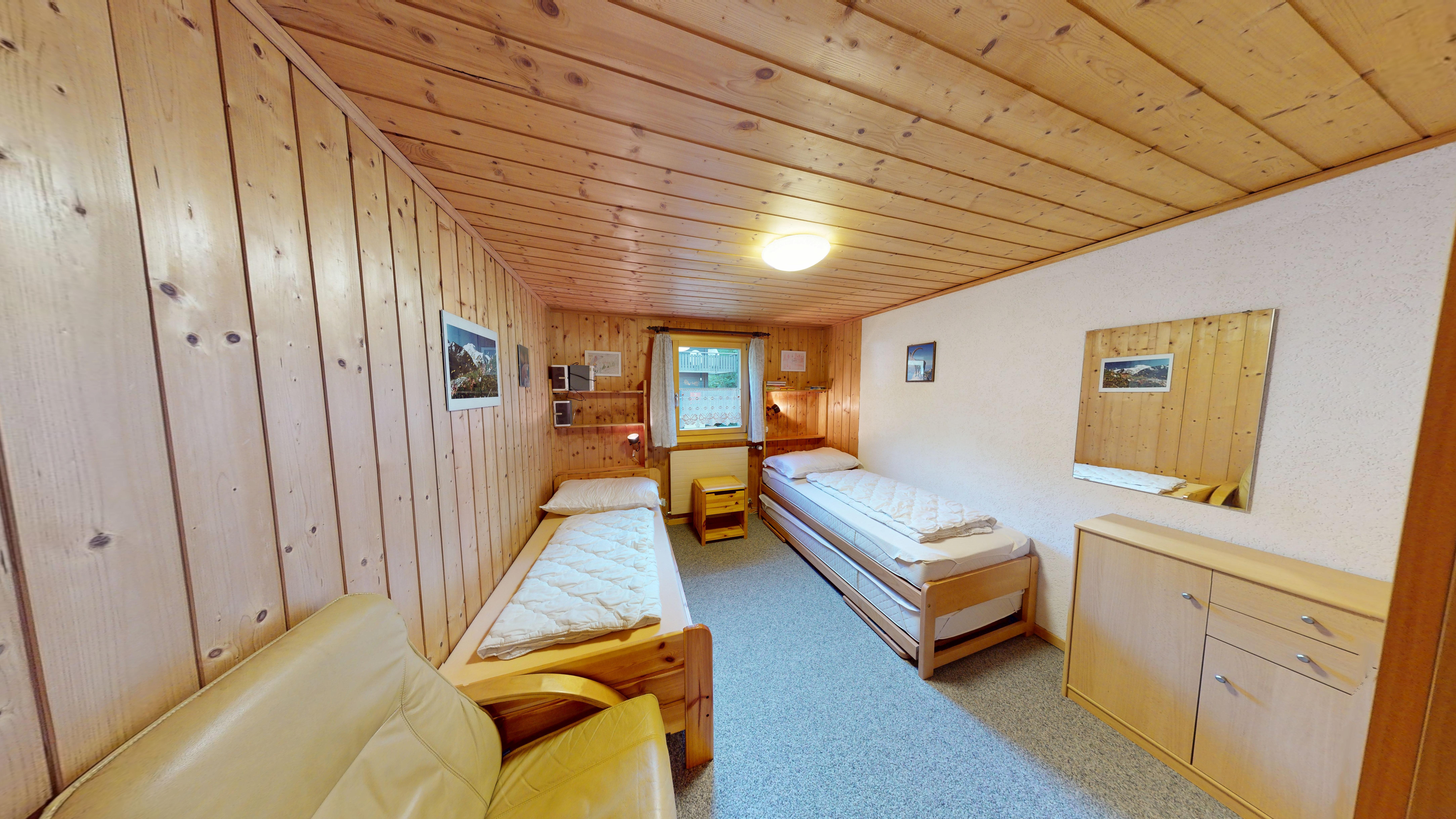 Nicole-NIC21-08122025_103117 Nicole-NIC21-08122025_103117