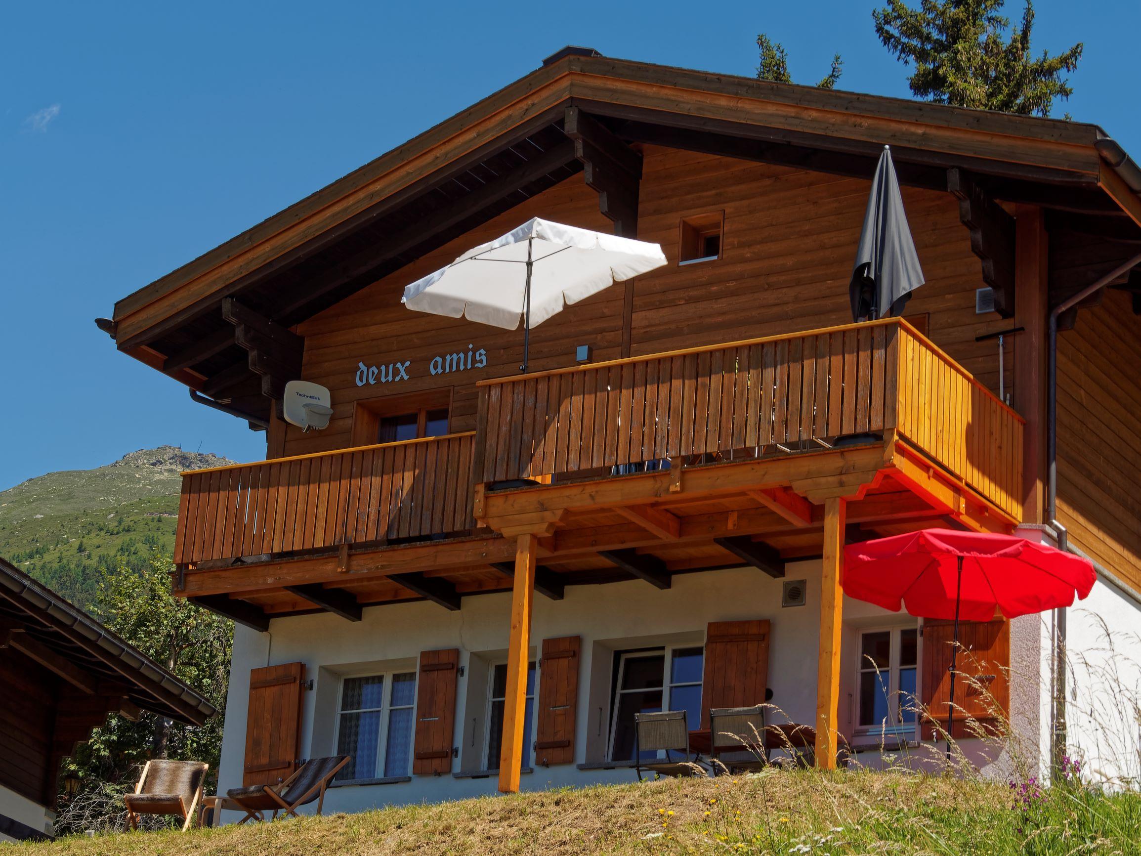 P7081050_Def P7081050_Def