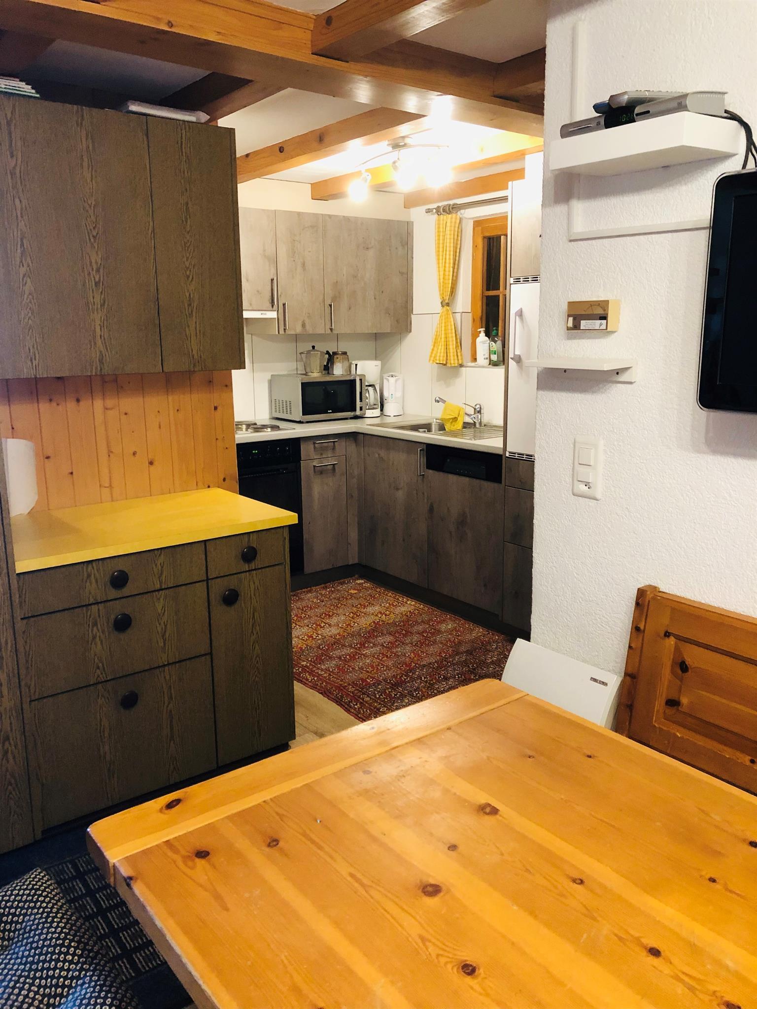 Chalet Kolibri - EG Küche (1) Chalet Kolibri - EG Küche (1)